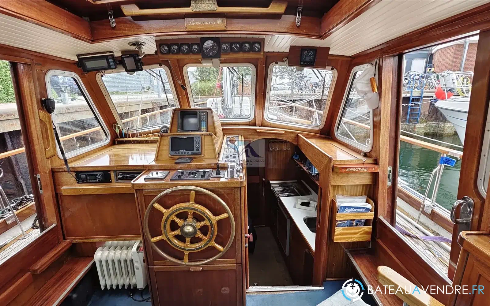 slider 6 Siltala Yachts Nauticat 33