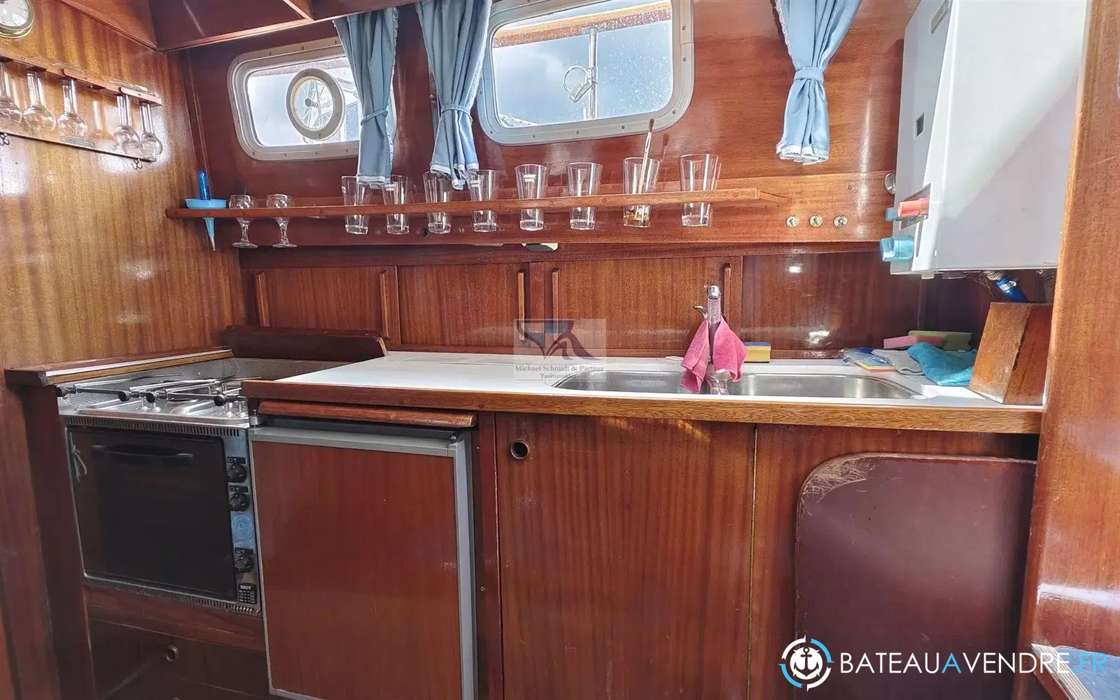 slider 8 Siltala Yachts Nauticat 33