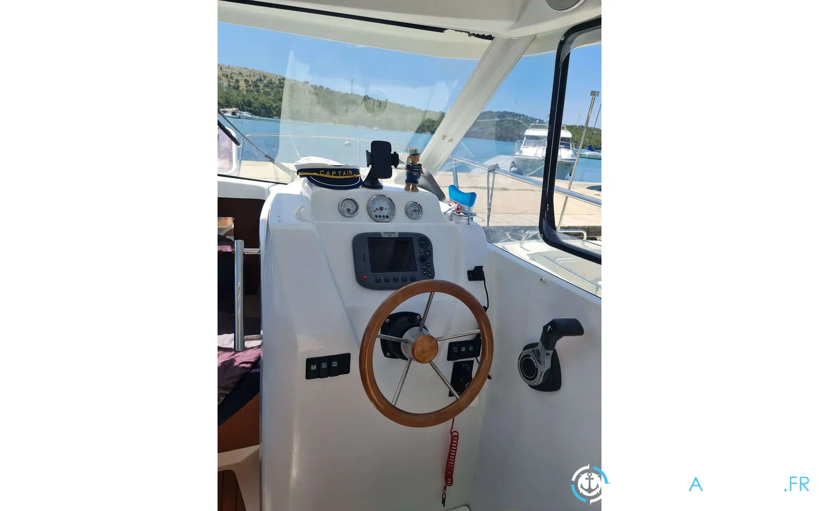 slider 0 Beneteau Antares 750 HB