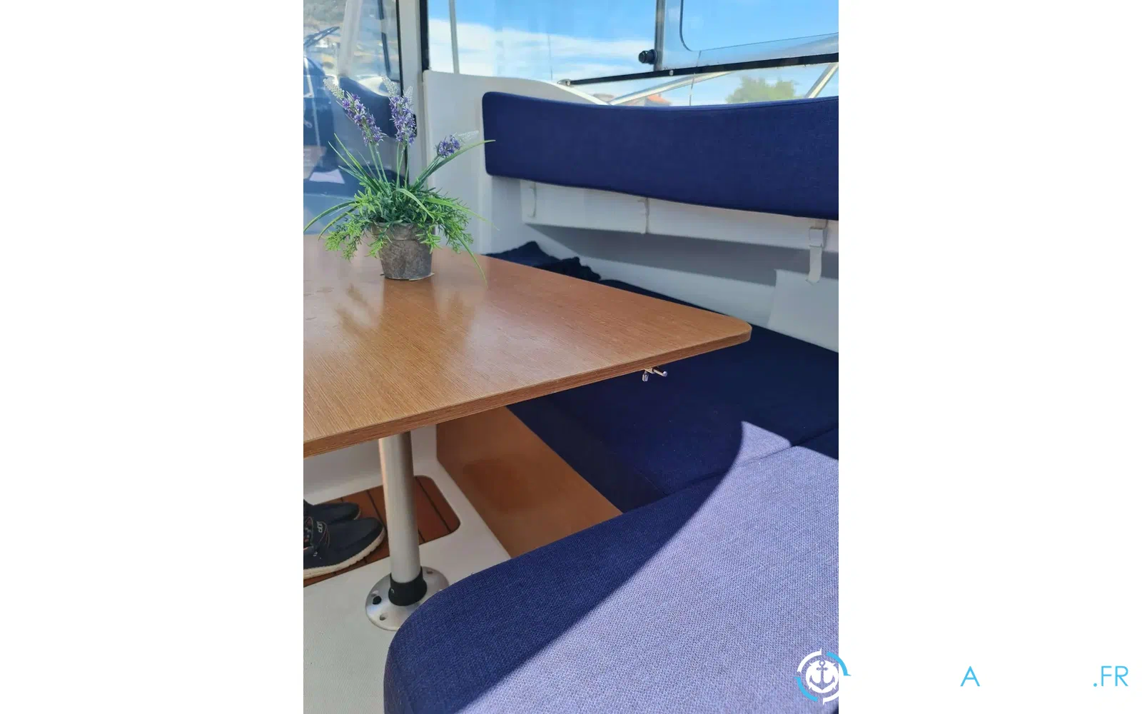 slider 12 Beneteau Antares 750 HB