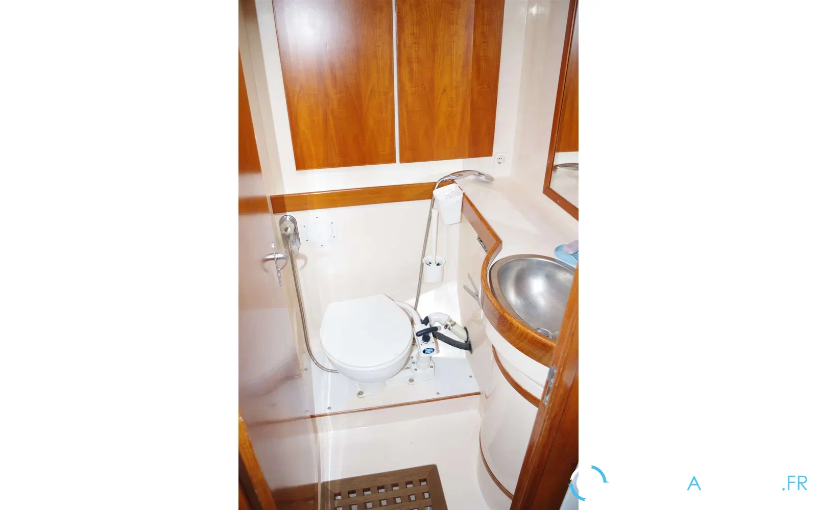 slider 23 Hylas Yachts Hylas 51