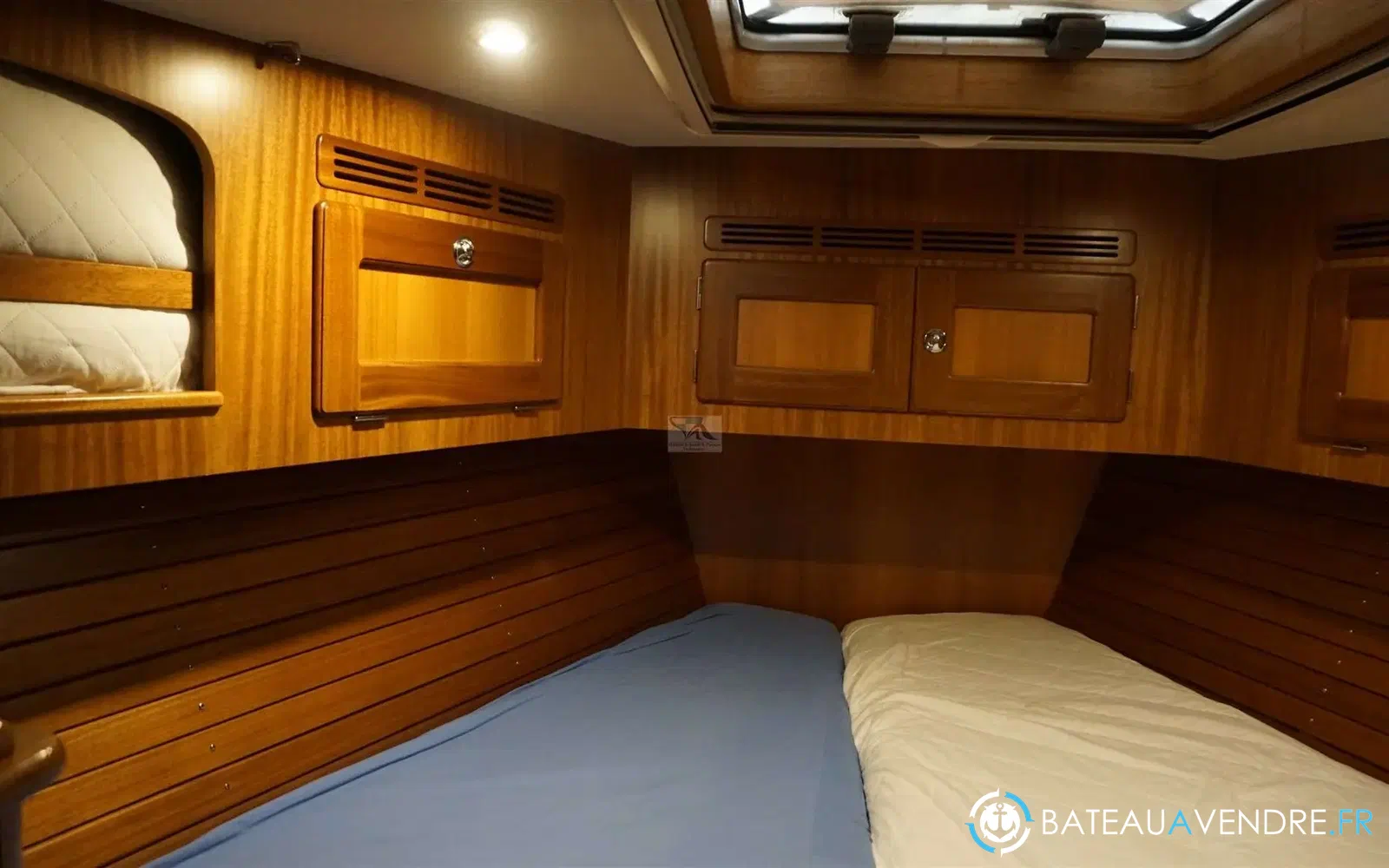 slider 17 Hallberg Rassy 48