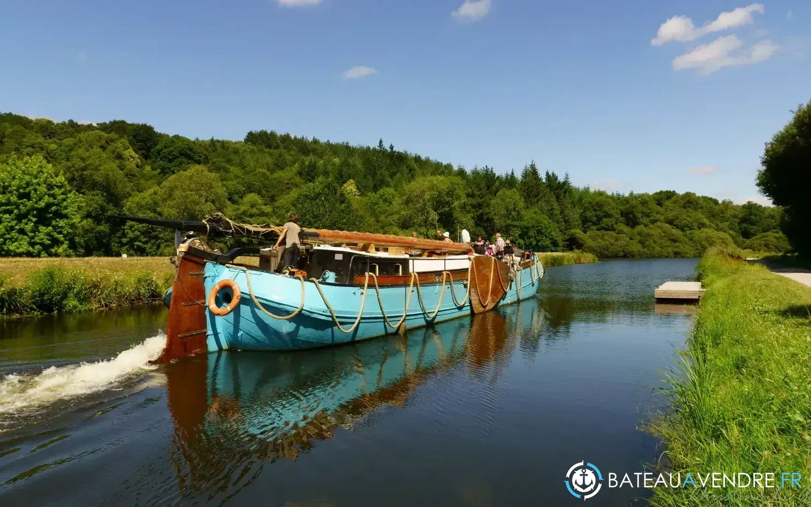slider 20 Bateau Logement Tjalk authentique rare avec ses agrées mât voile dérives