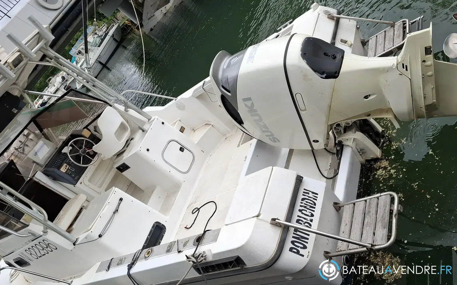 slider 16 Bayliner Trophy 2502