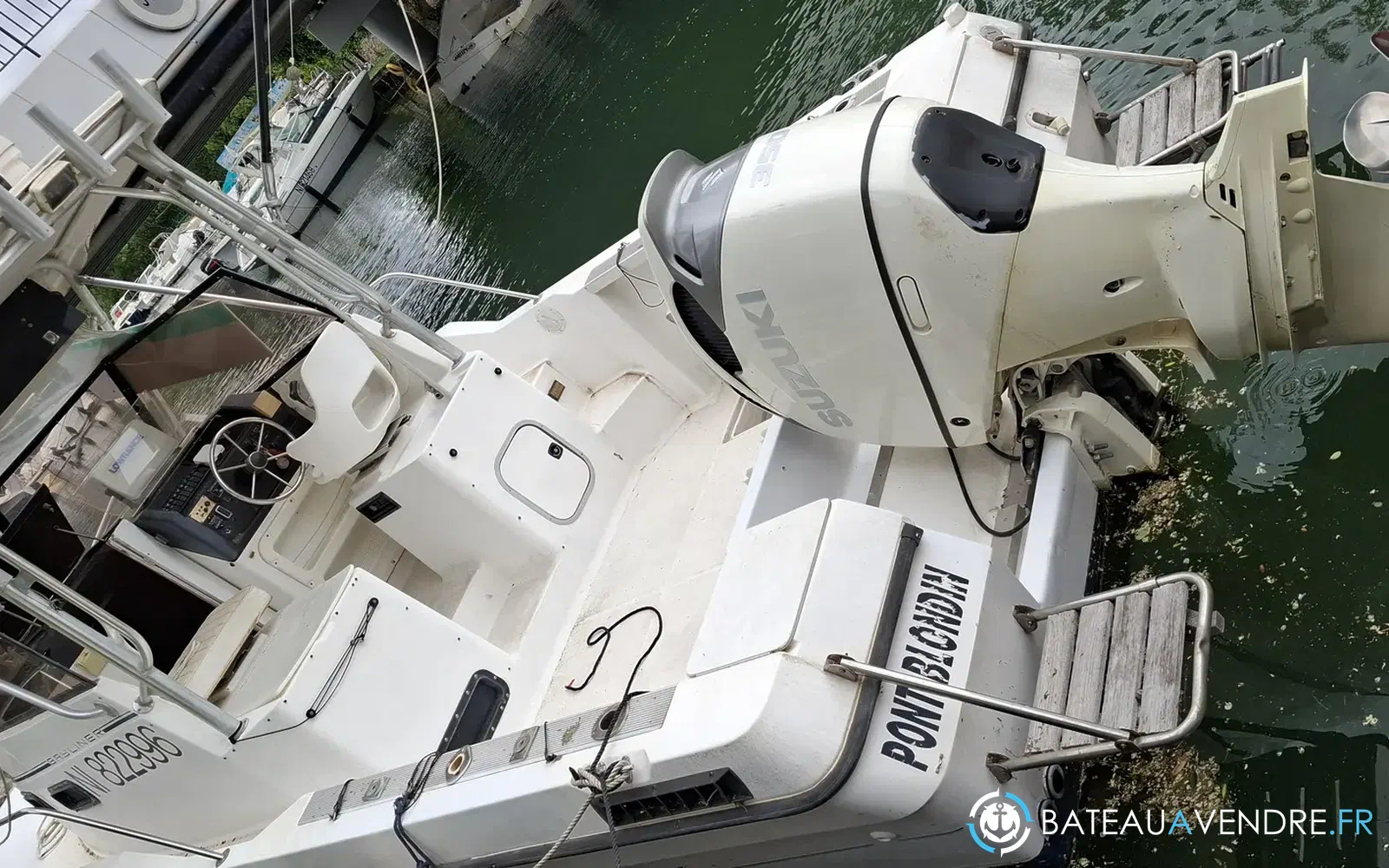 slider 17 Bayliner Trophy 2502