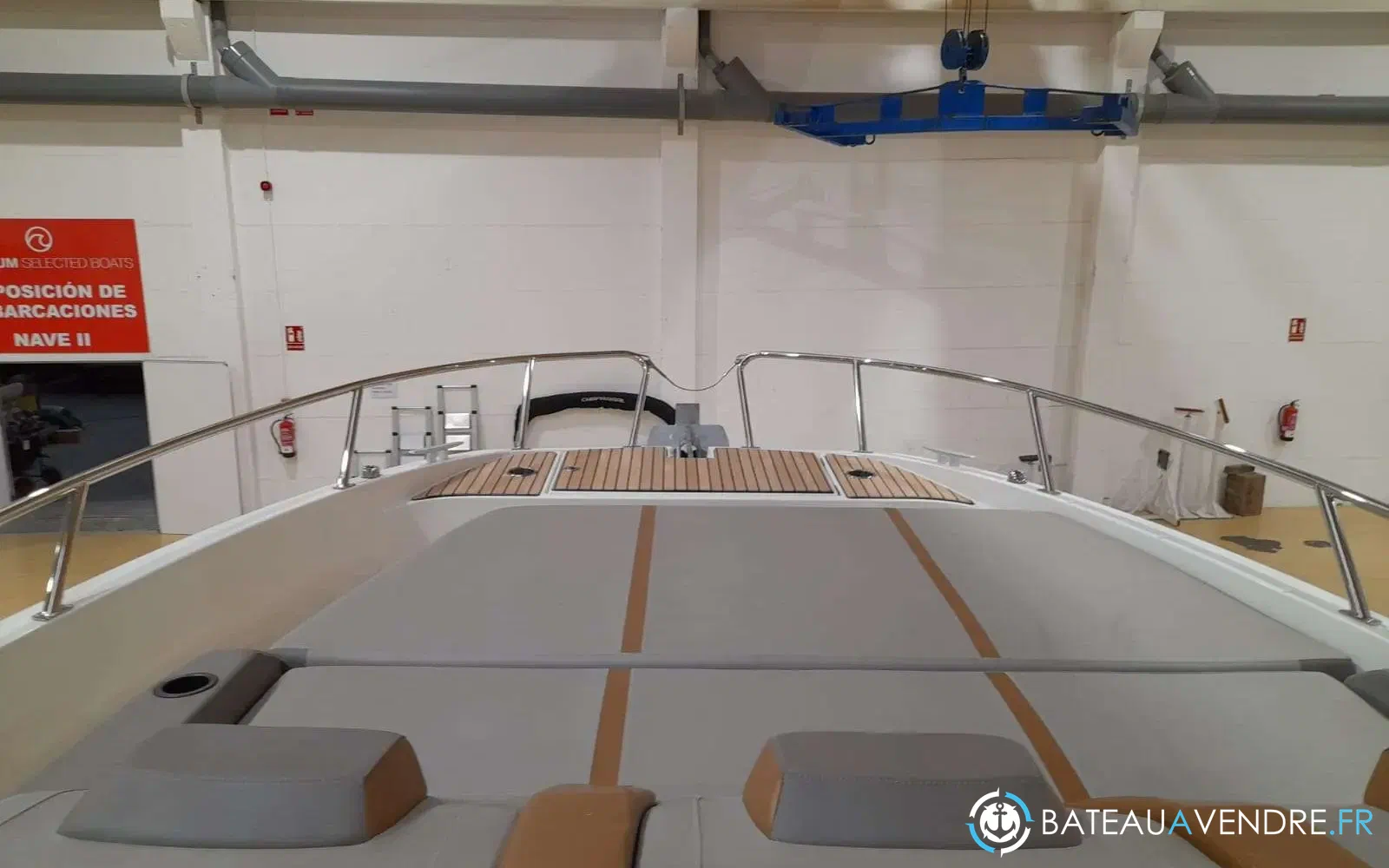 slider 6 Beneteau Flyer 10