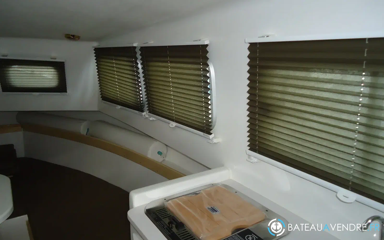 slider 18 Tiburon 37 Cabinado