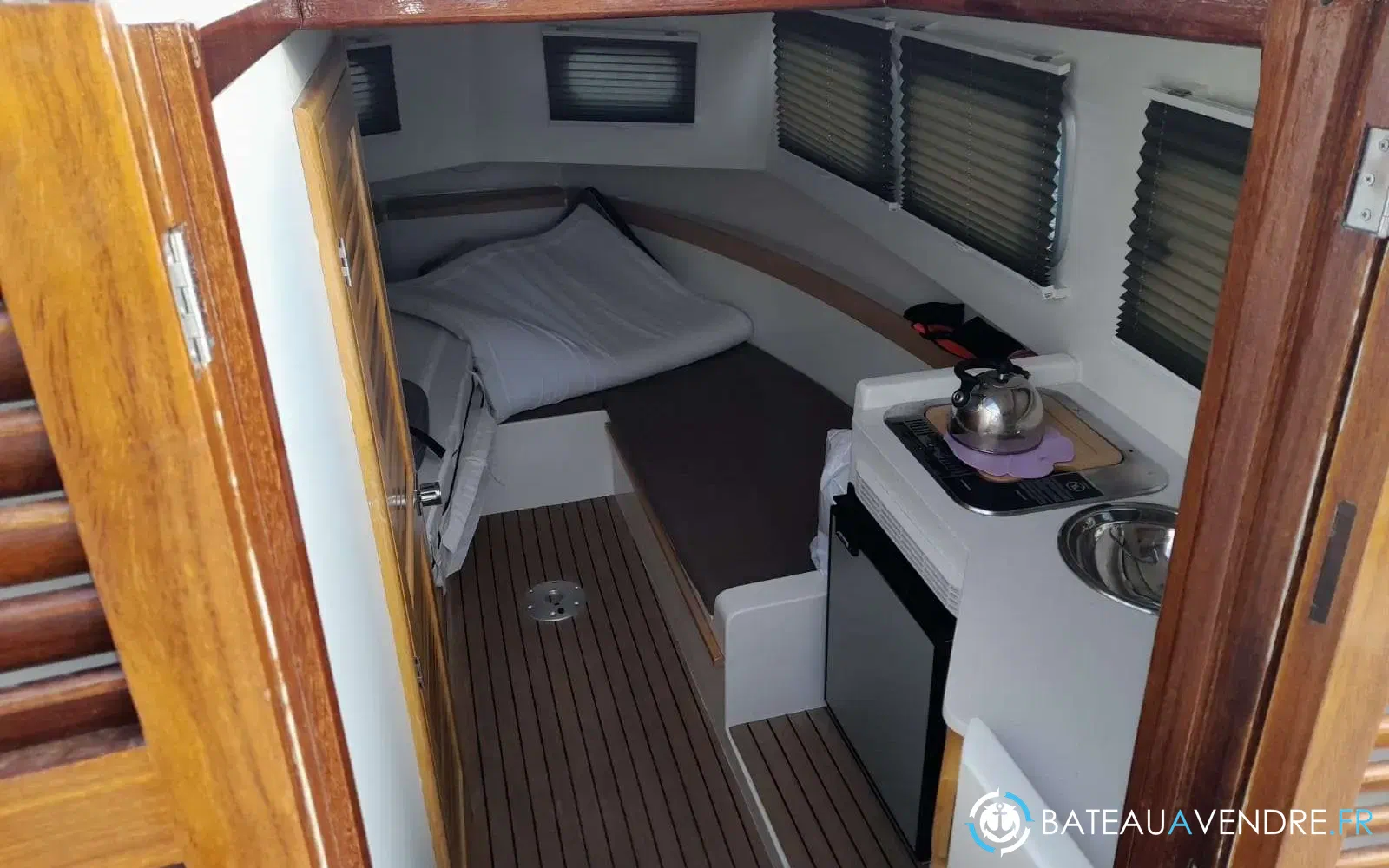 slider 1 Tiburon 37 Cabinado