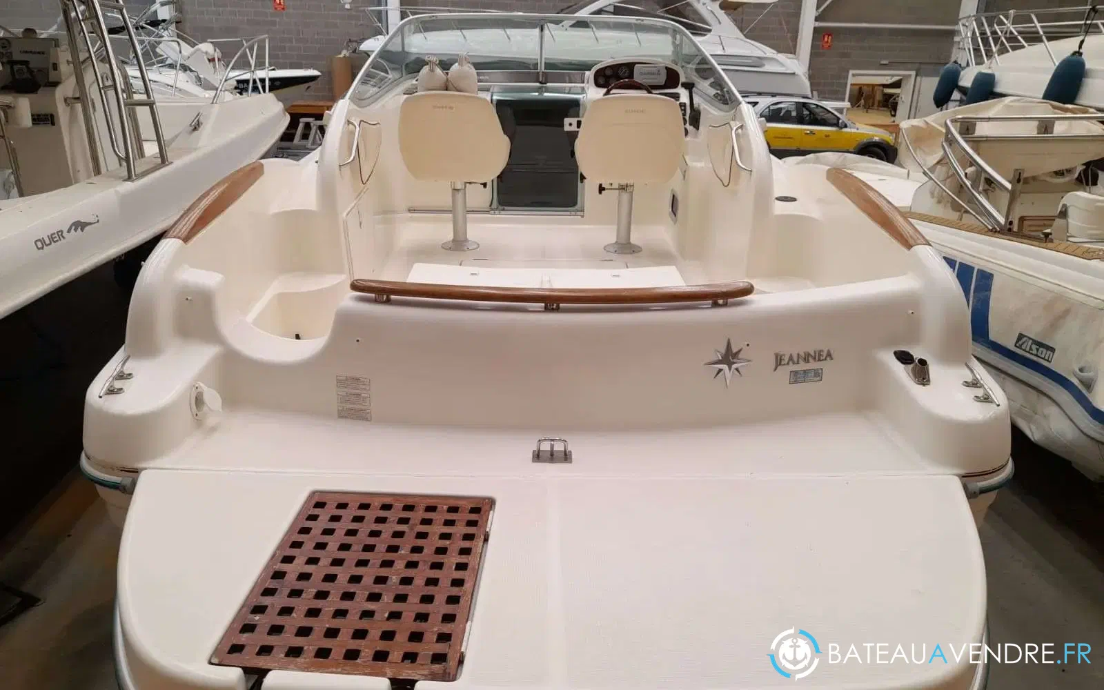 slider 1 Jeanneau Leader 705