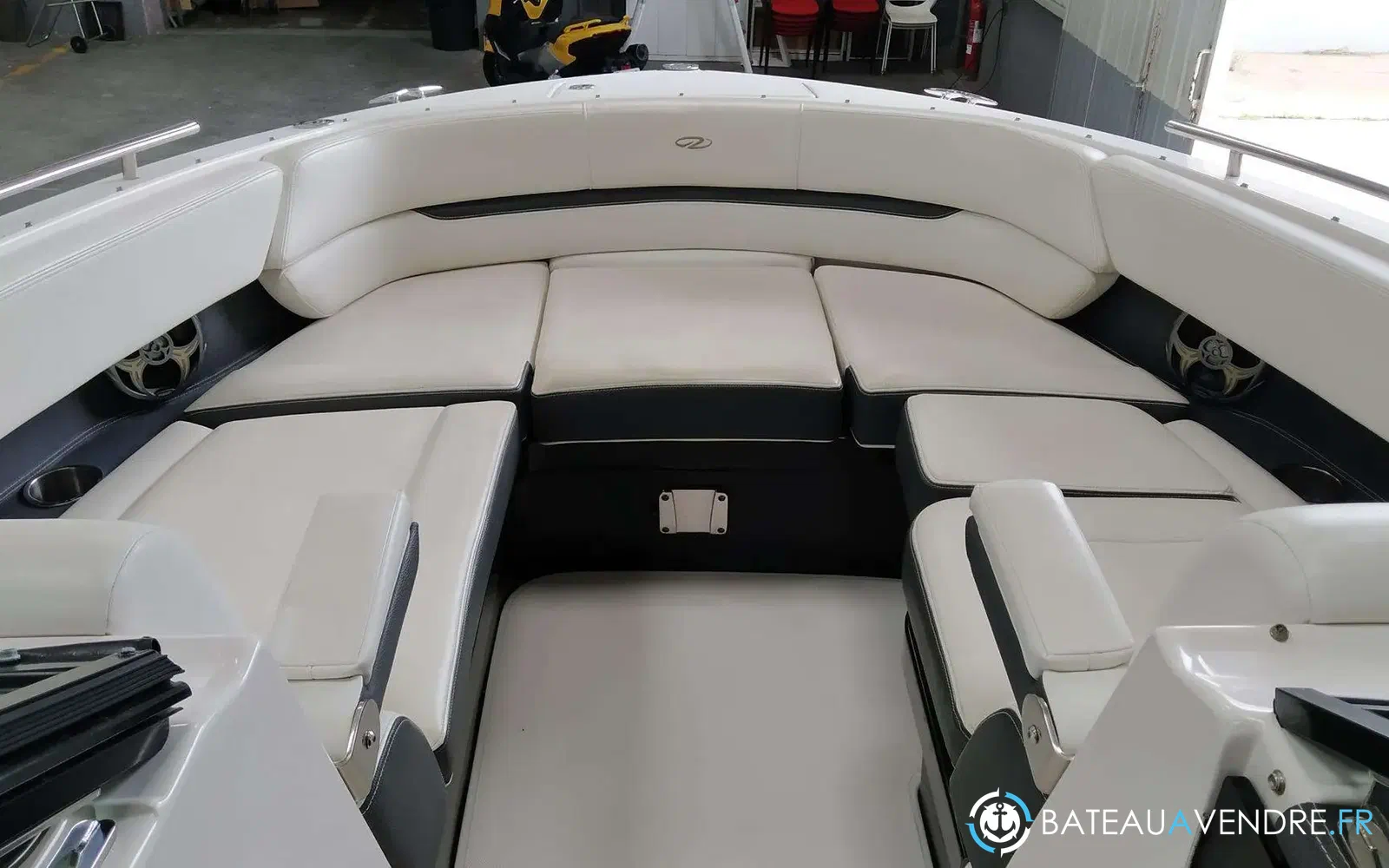 slider 12 Regal 2800