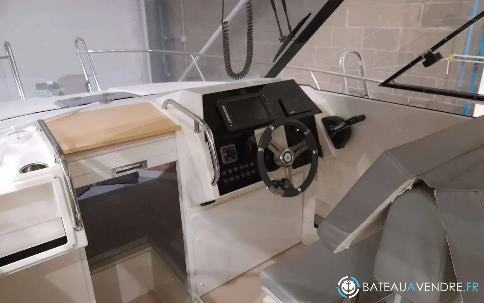 slider 1 Pacific Craft 785 Fishing Cruiser