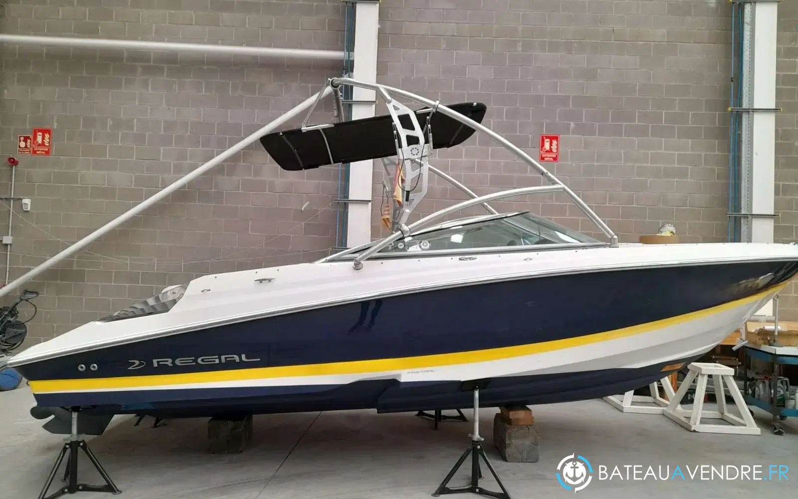 slider 1 Regal 2200