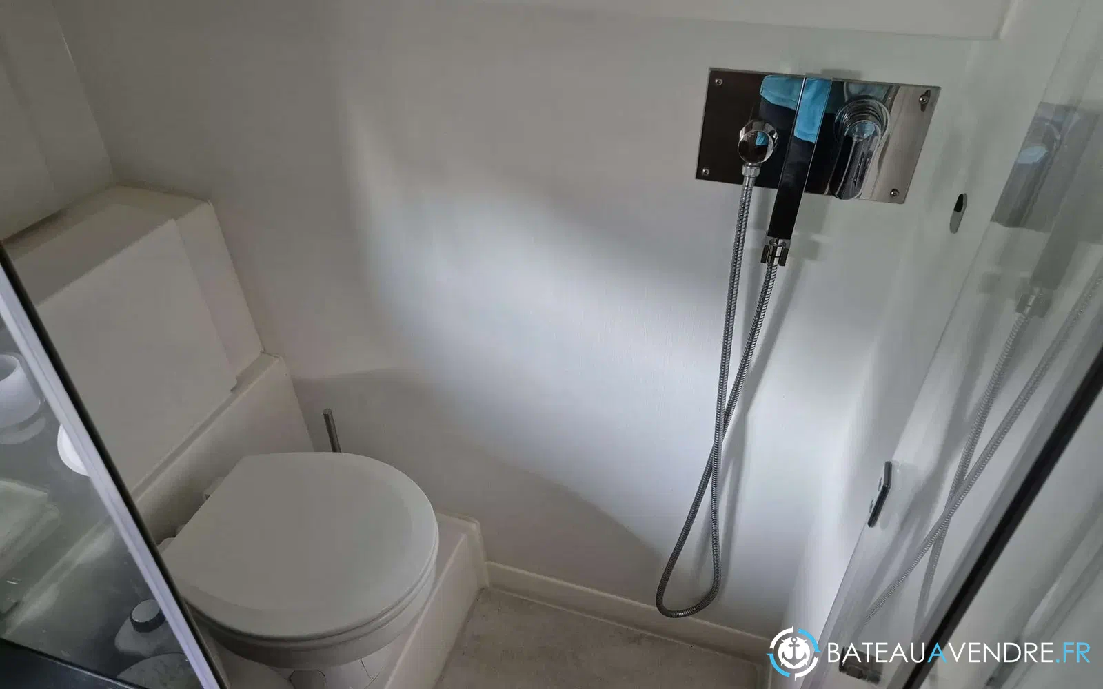 slider 18 Jeanneau Prestige 460 Fly