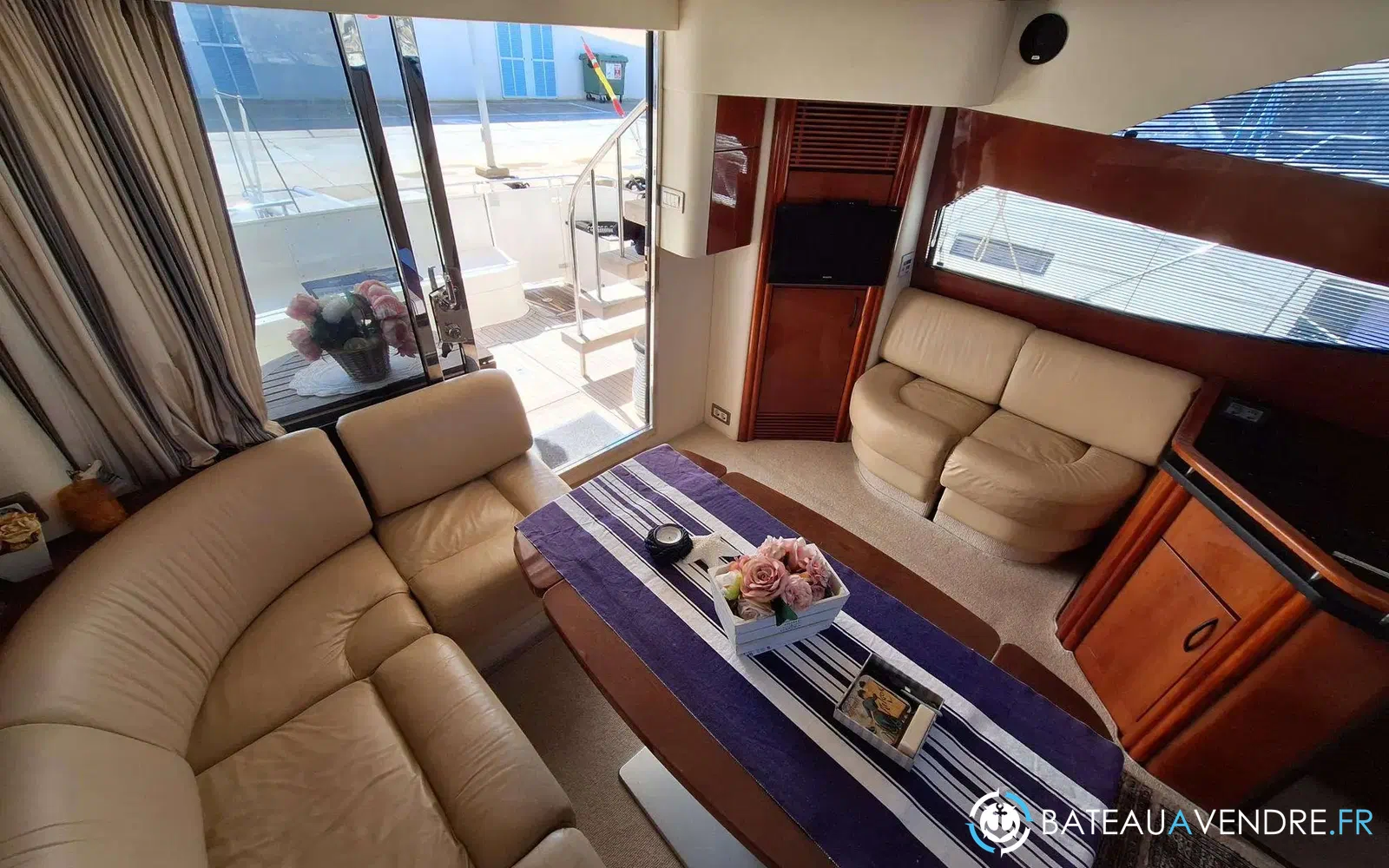 slider 12 Fairline Phantom 46