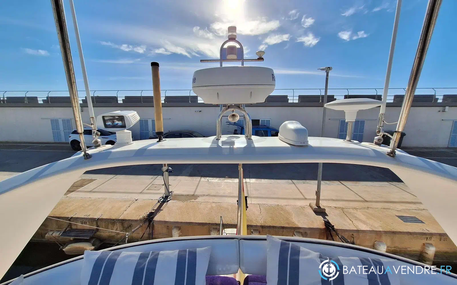 slider 24 Fairline Phantom 46