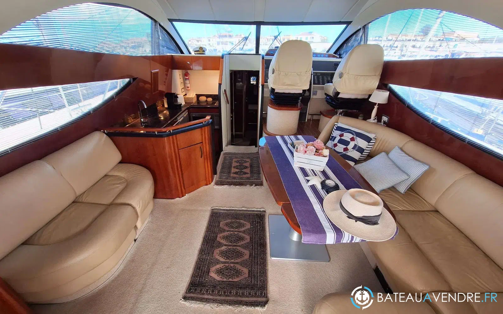 slider 28 Fairline Phantom 46