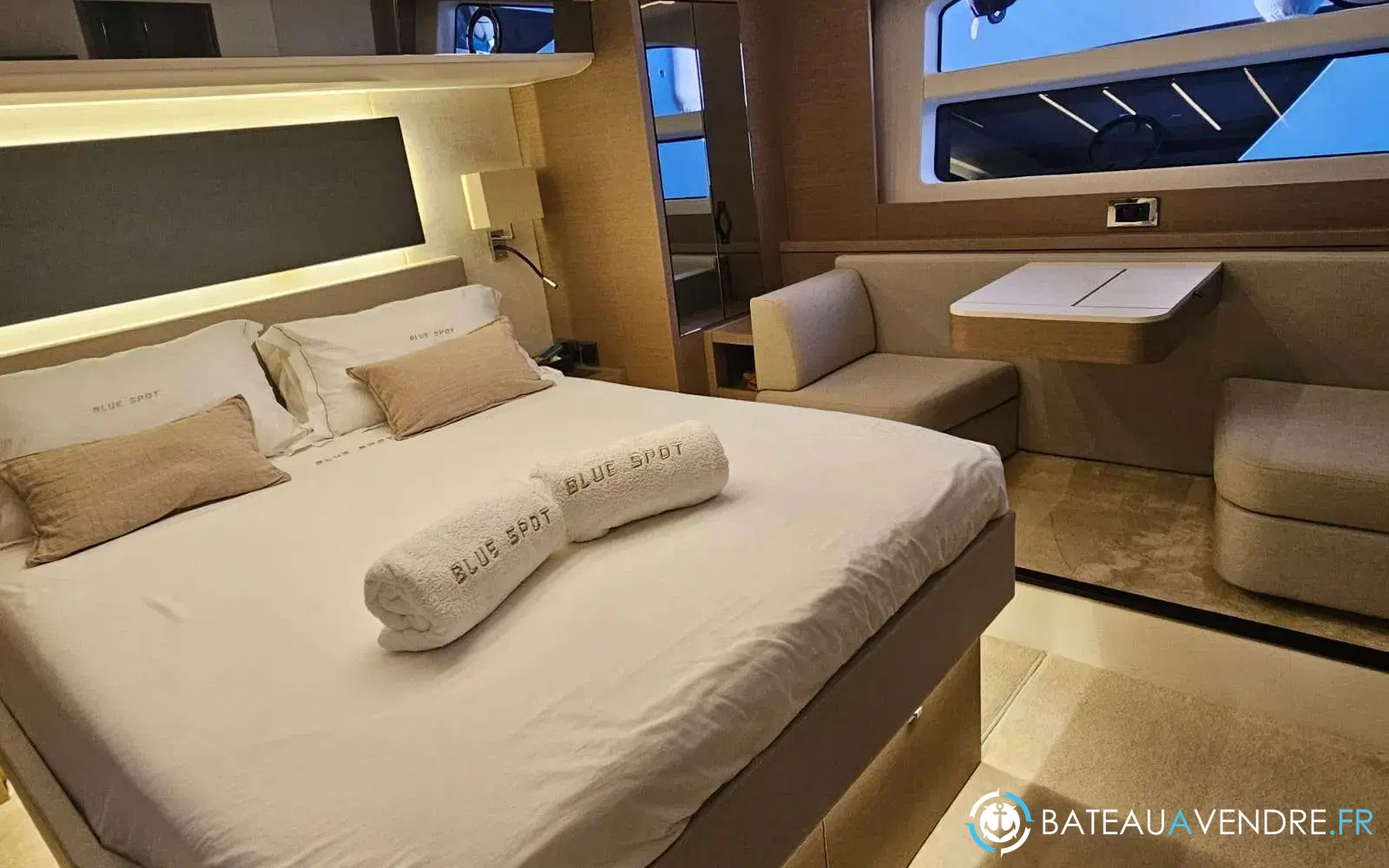 slider 38 Jeanneau Prestige 590