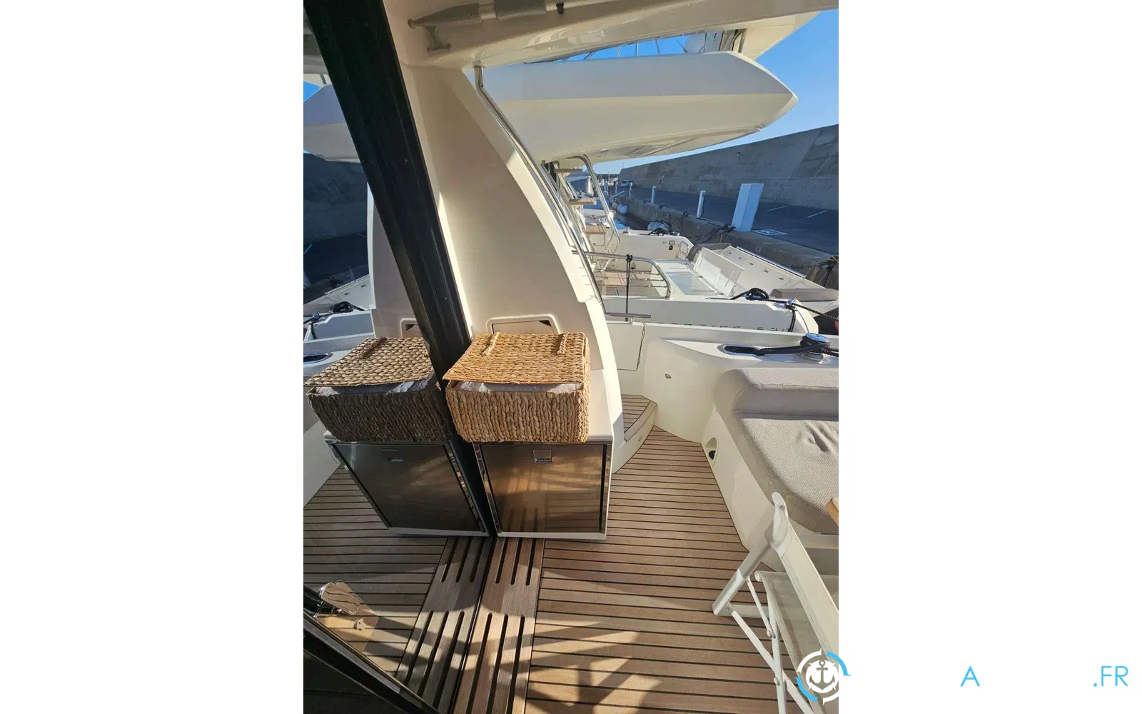 slider 41 Jeanneau Prestige 590