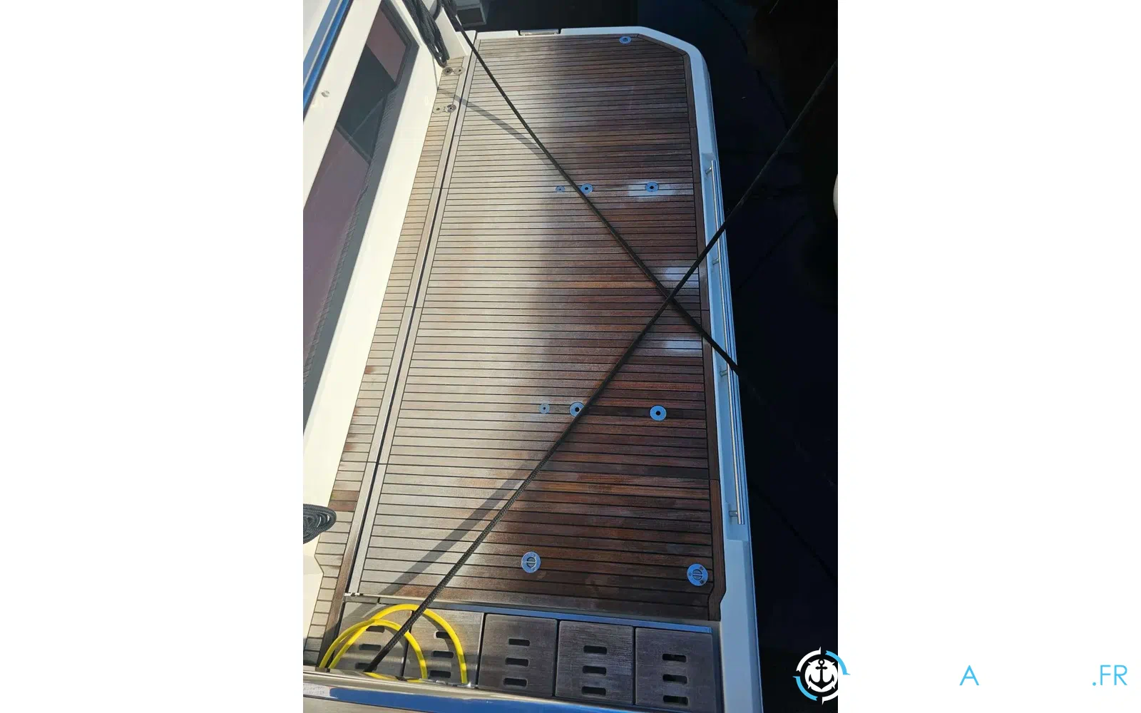 slider 4 Jeanneau Prestige 590