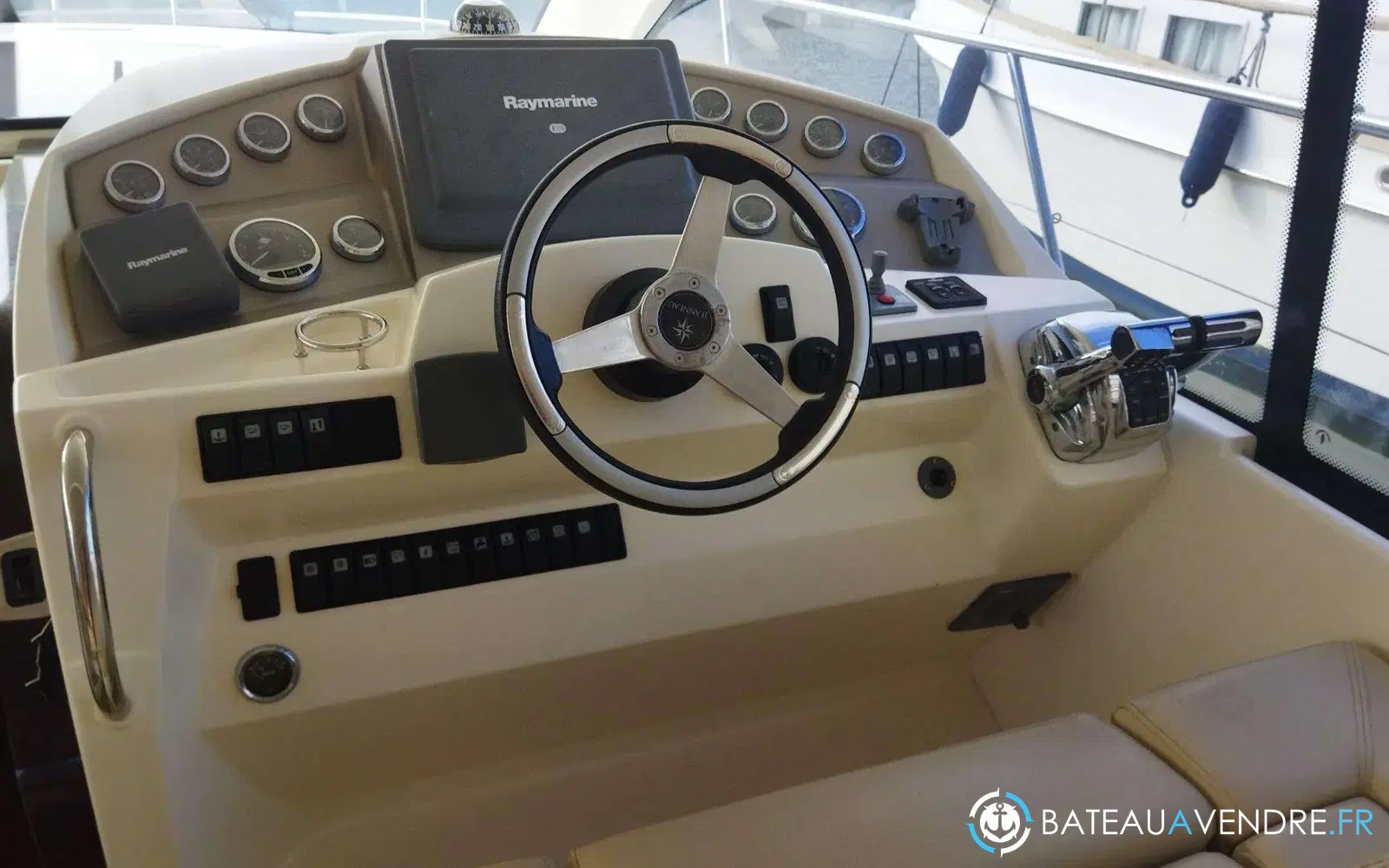 slider 16 Jeanneau Prestige 38 S