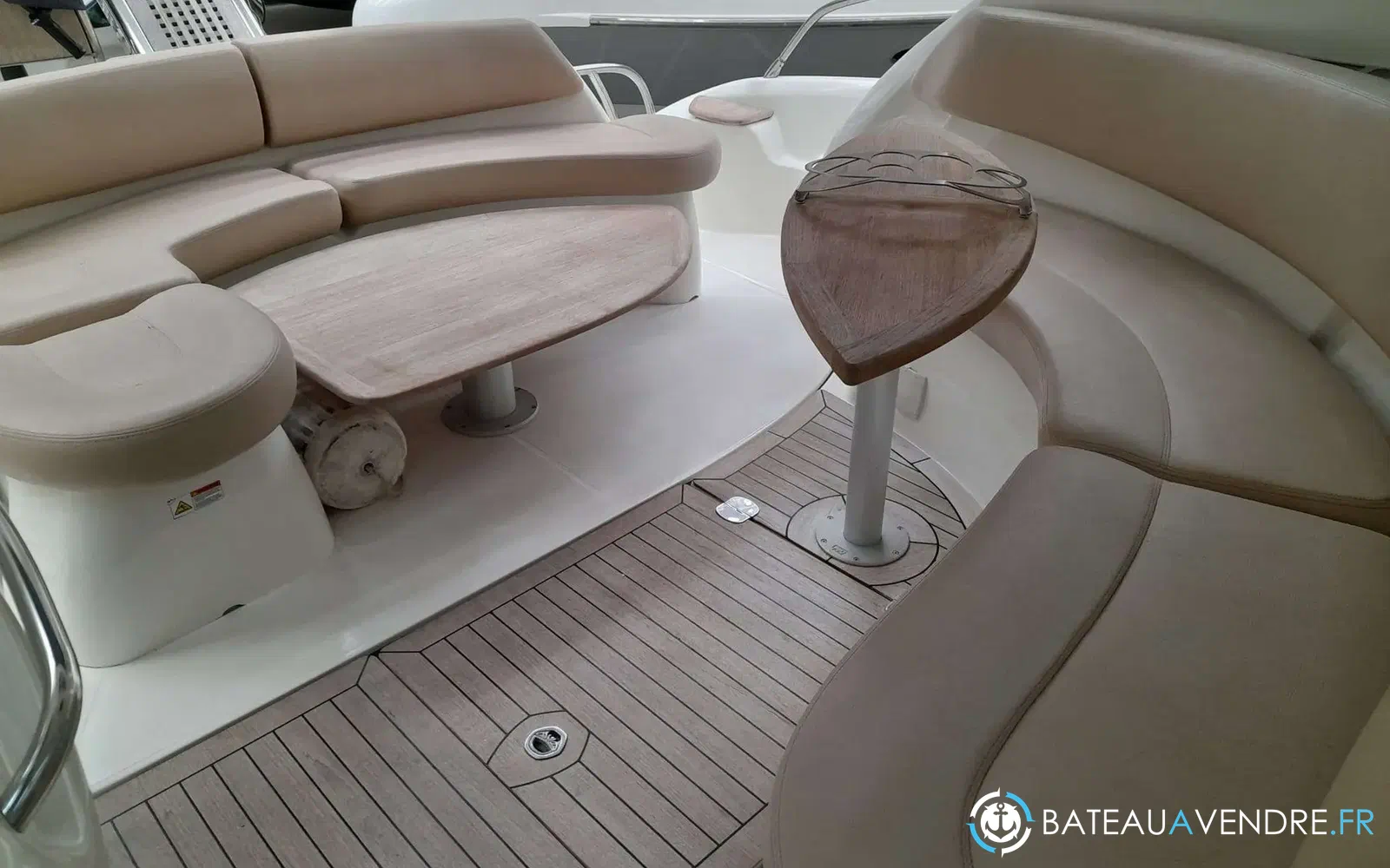 slider 2 Cranchi Mediterranee 43 Hard Top