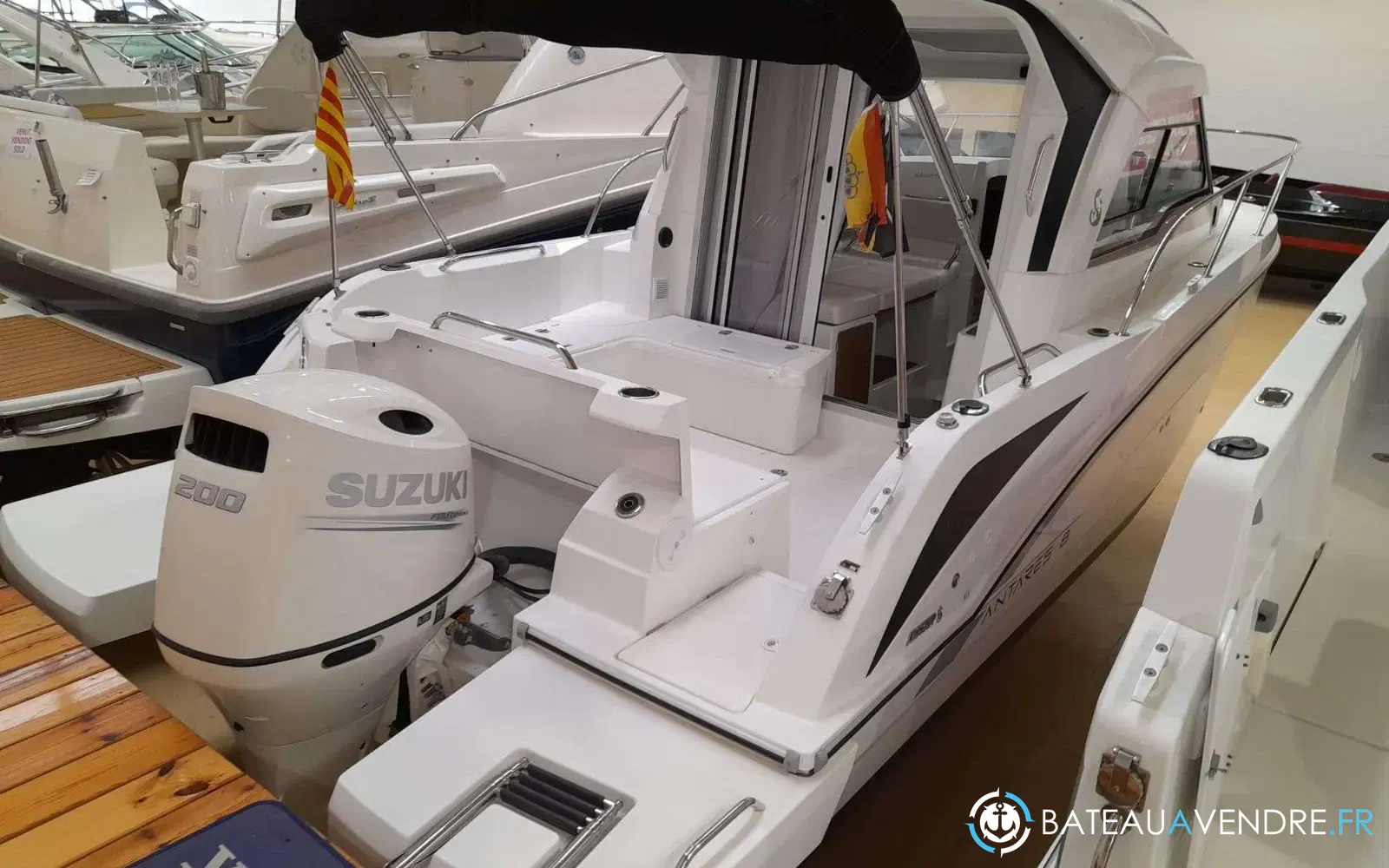 slider 11 Beneteau Antares 8 OB