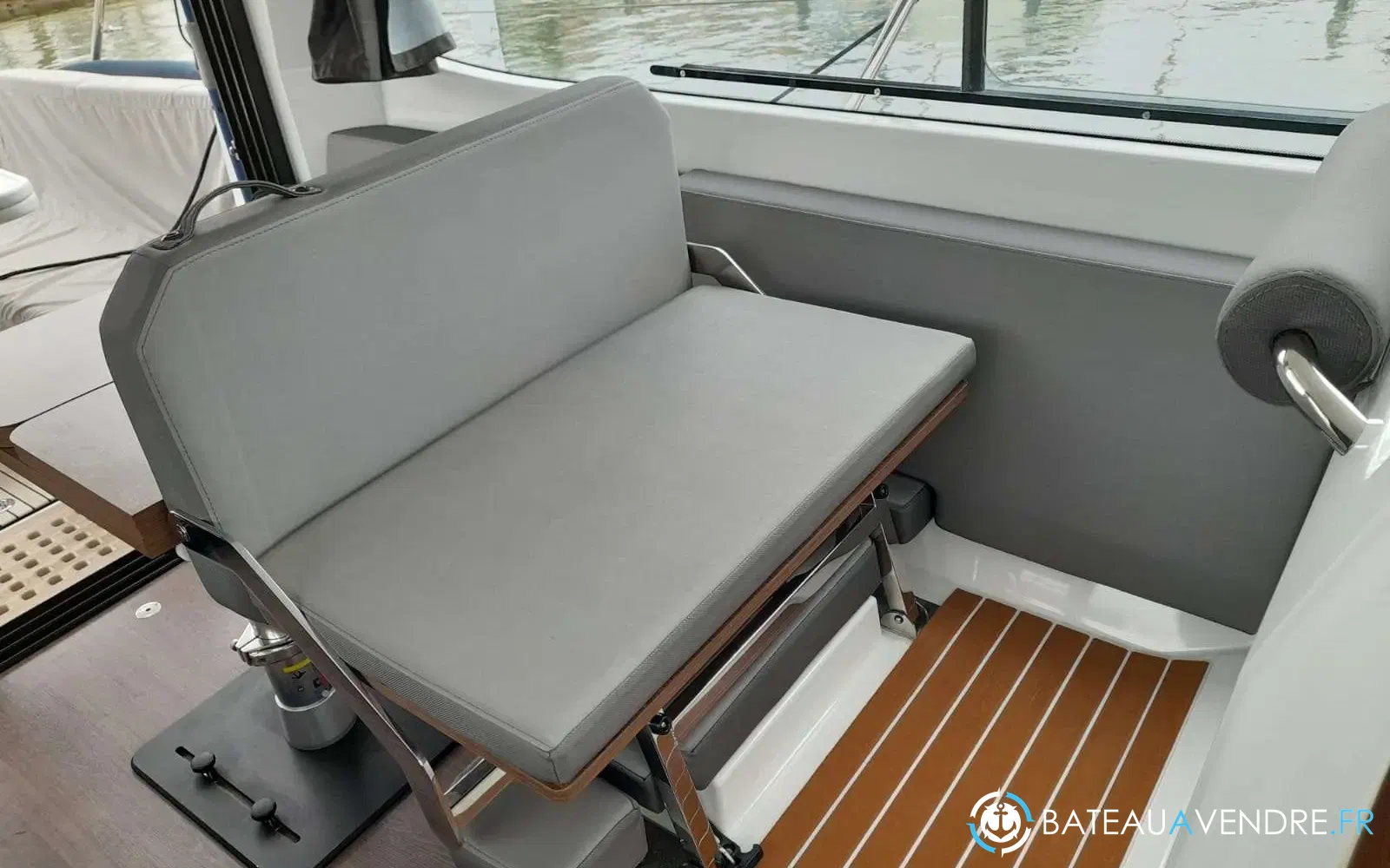 slider 12 Beneteau Antares 11 Fly