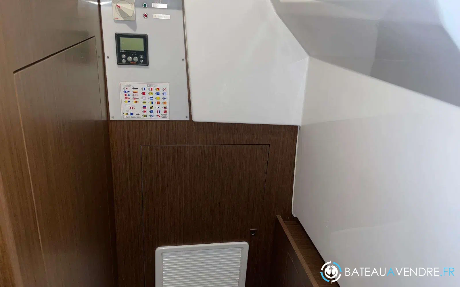 slider 14 Beneteau Antares 11 Fly