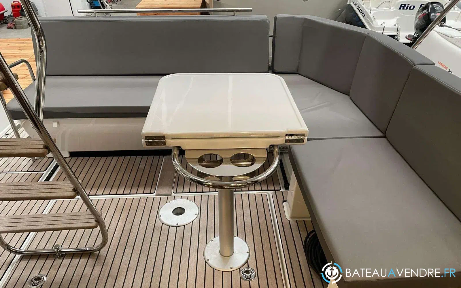 slider 15 Beneteau Antares 11 Fly