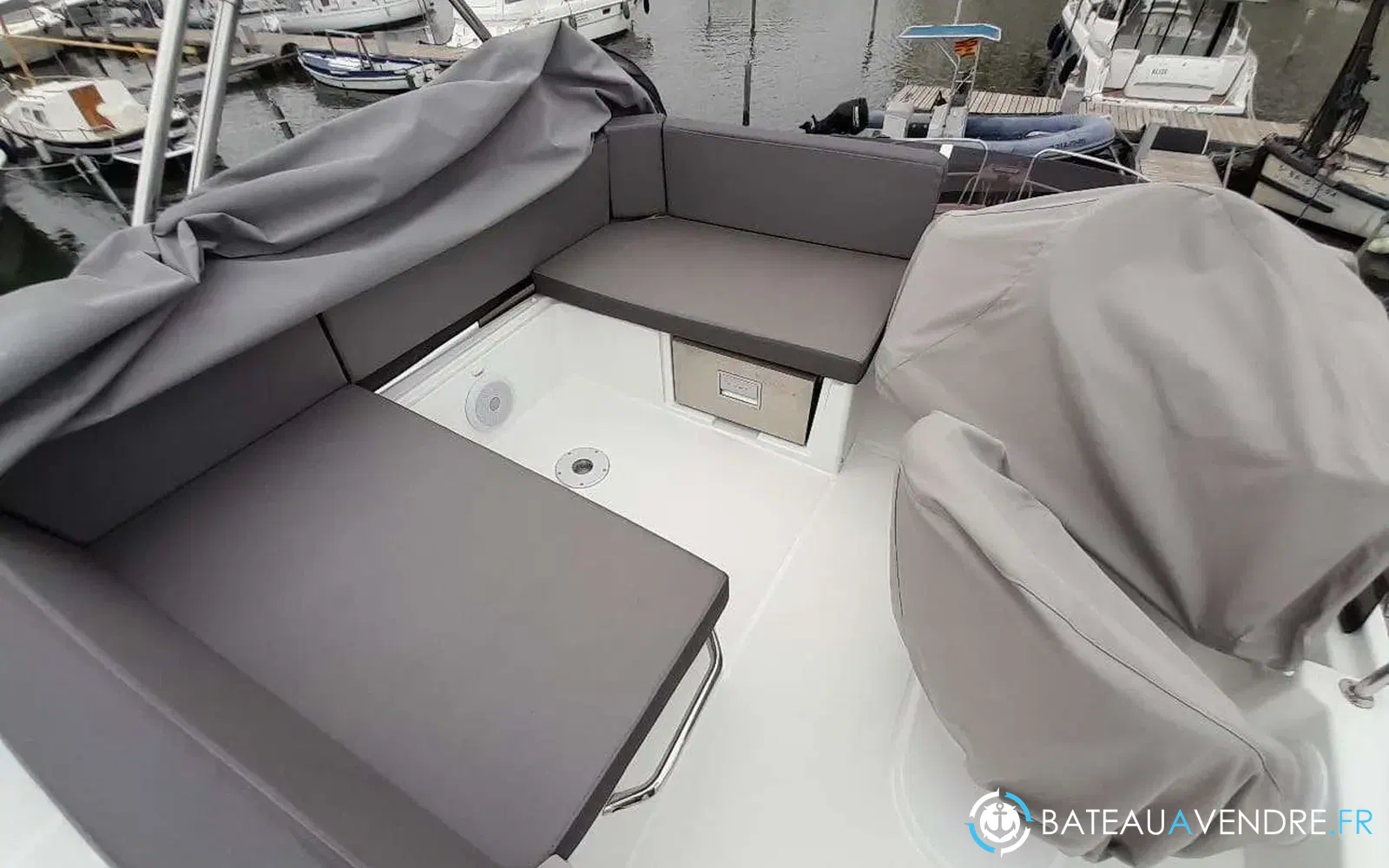 slider 19 Beneteau Antares 11 Fly