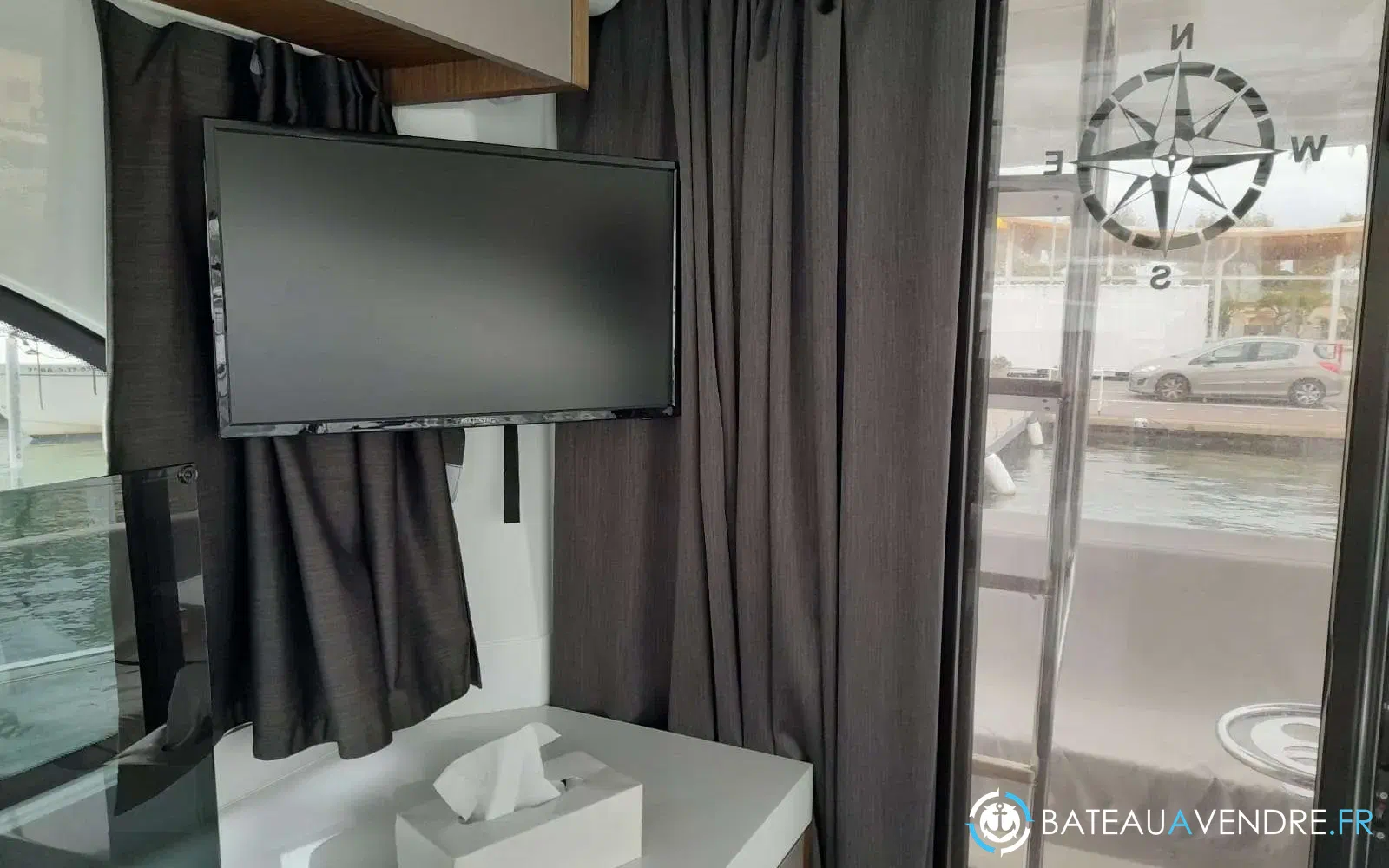 slider 2 Beneteau Antares 11 Fly