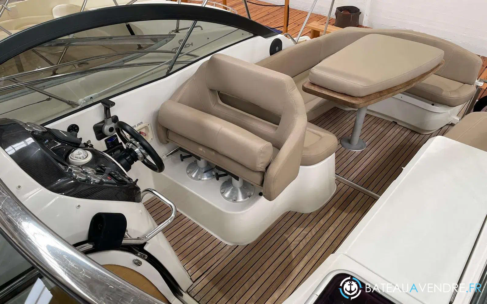 slider 5 Beneteau Monte Carlo 27