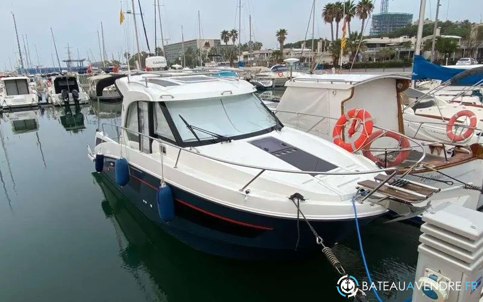 slider 0 Beneteau Antares Serie 9
