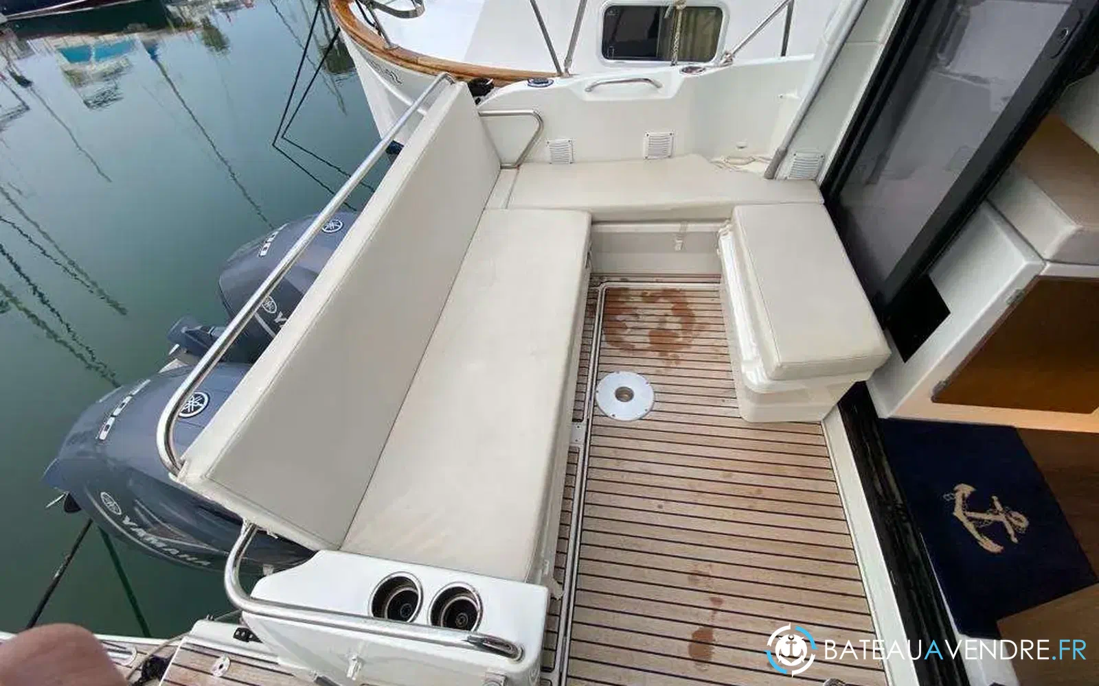 slider 1 Beneteau Antares Serie 9