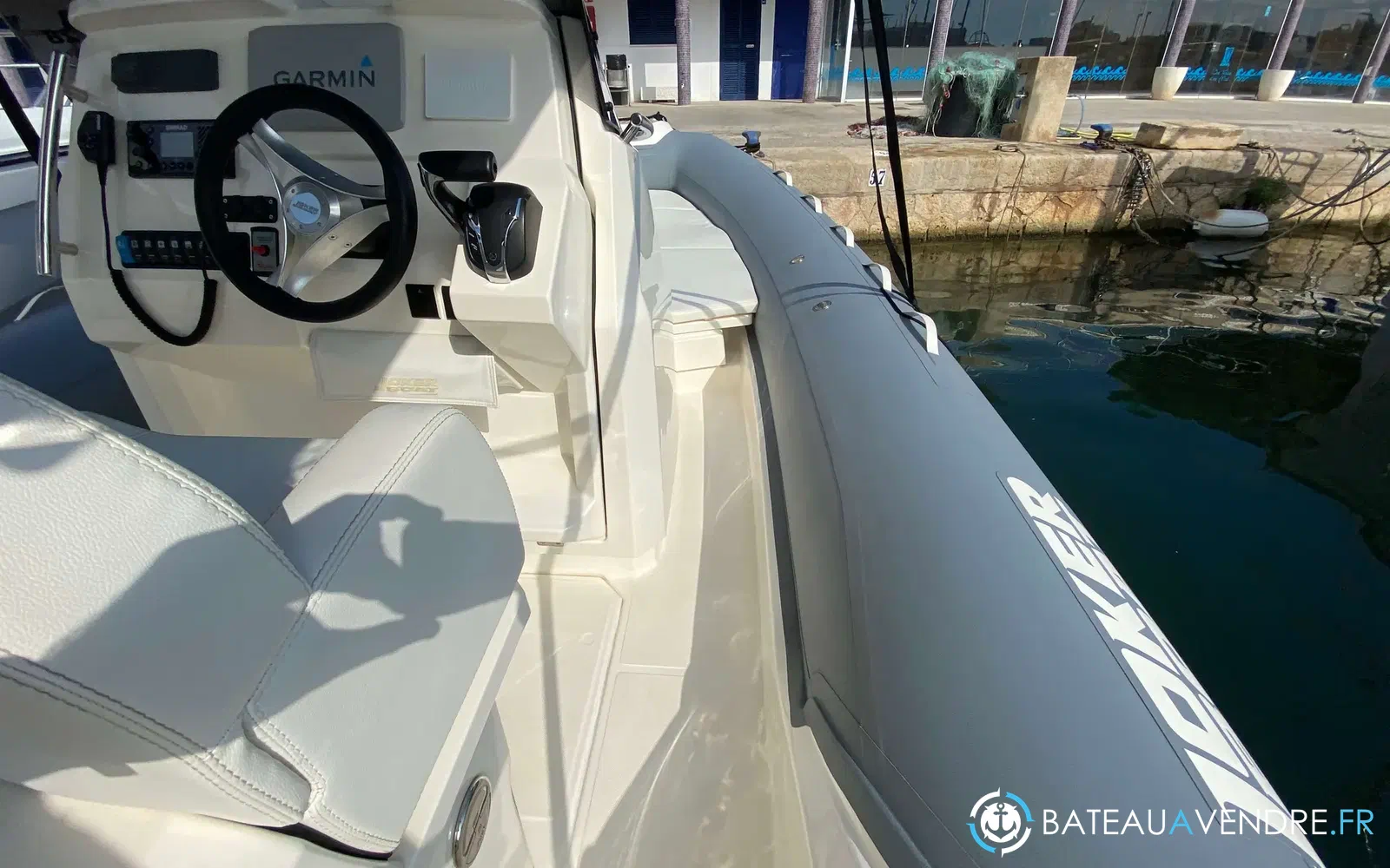 slider 8 Joker Boat Clubman 28