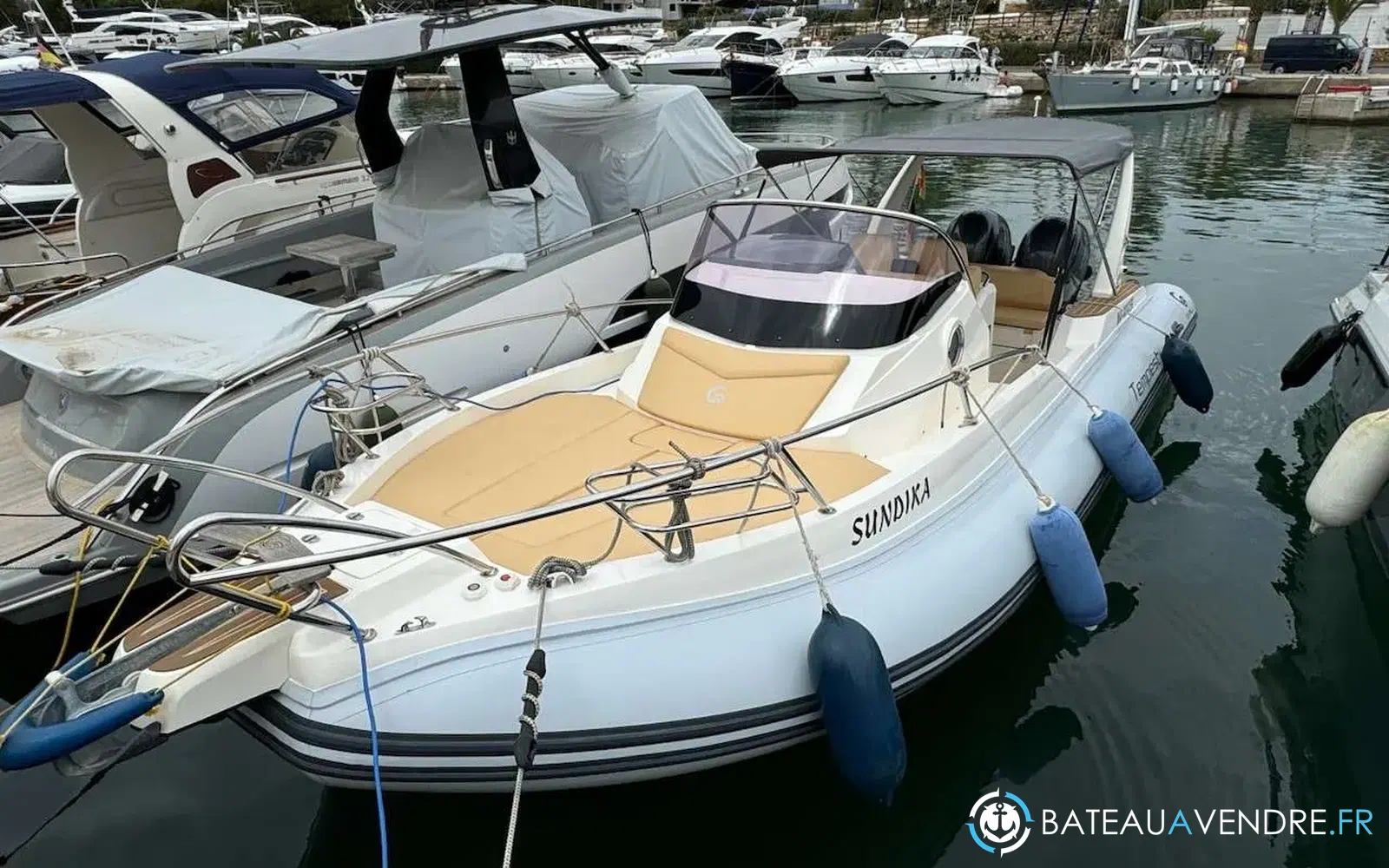 slider 0 Capelli Tempest 850 WA