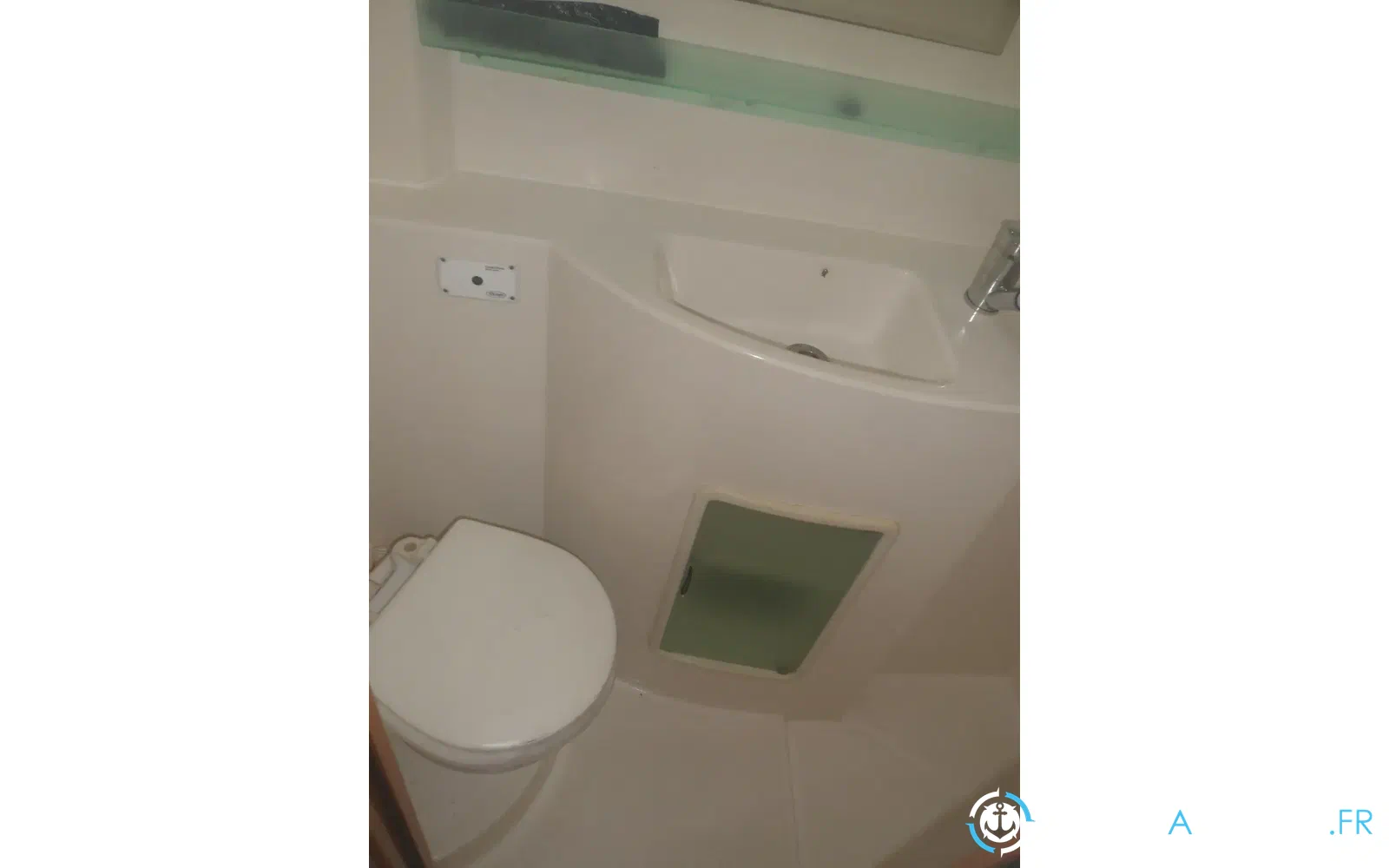 slider 15 Fountaine Pajot Orana 44