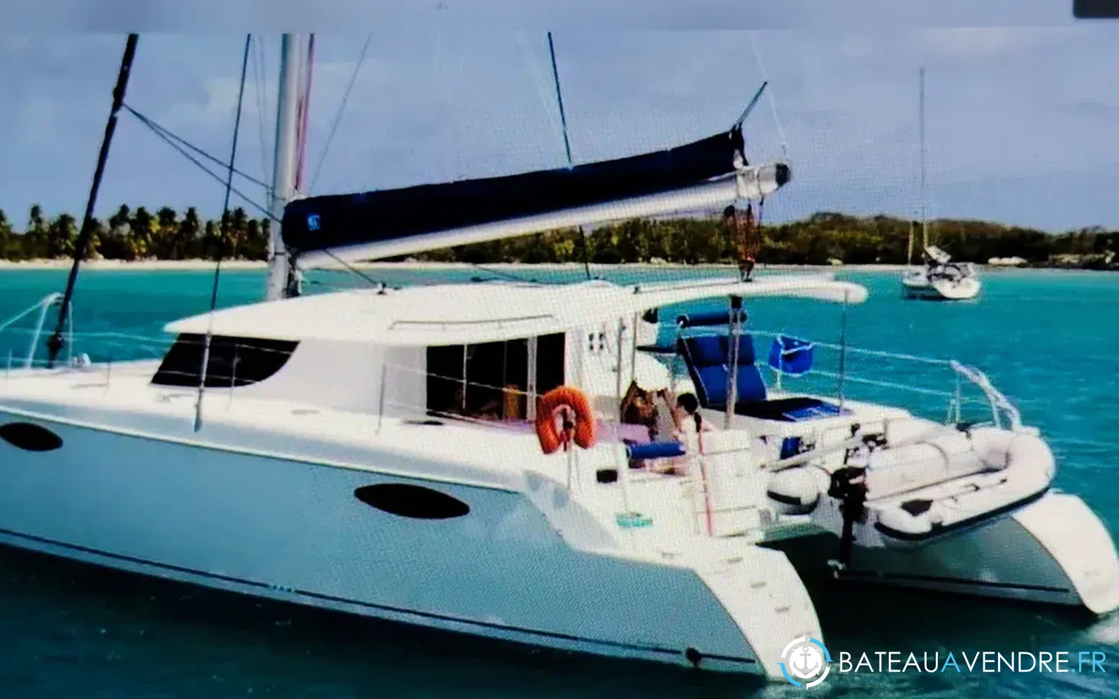 slider 16 Fountaine Pajot Orana 44