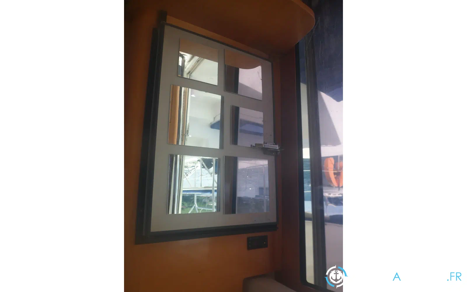 slider 26 Fountaine Pajot Orana 44