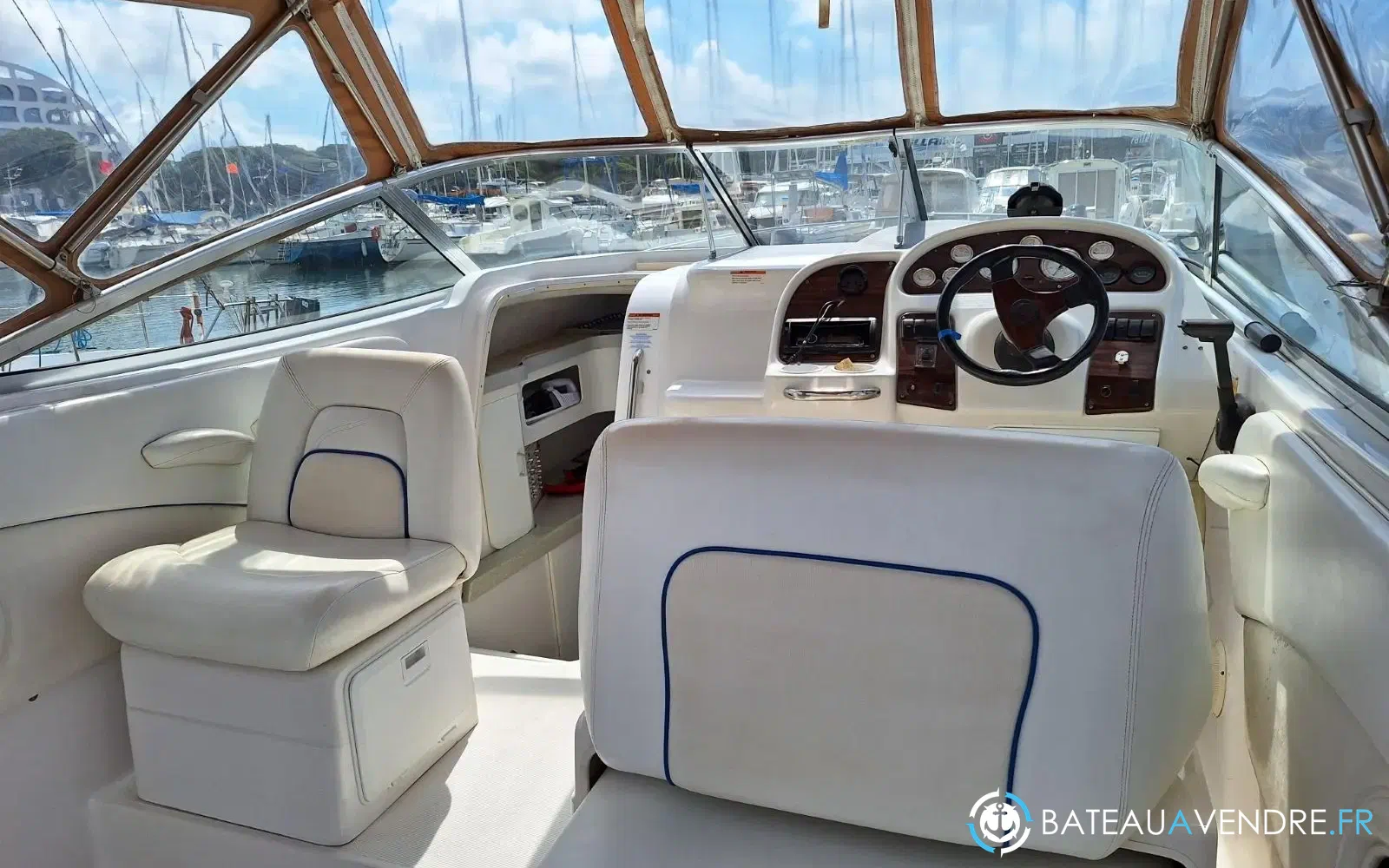slider 2 Chris Craft Crowne 25