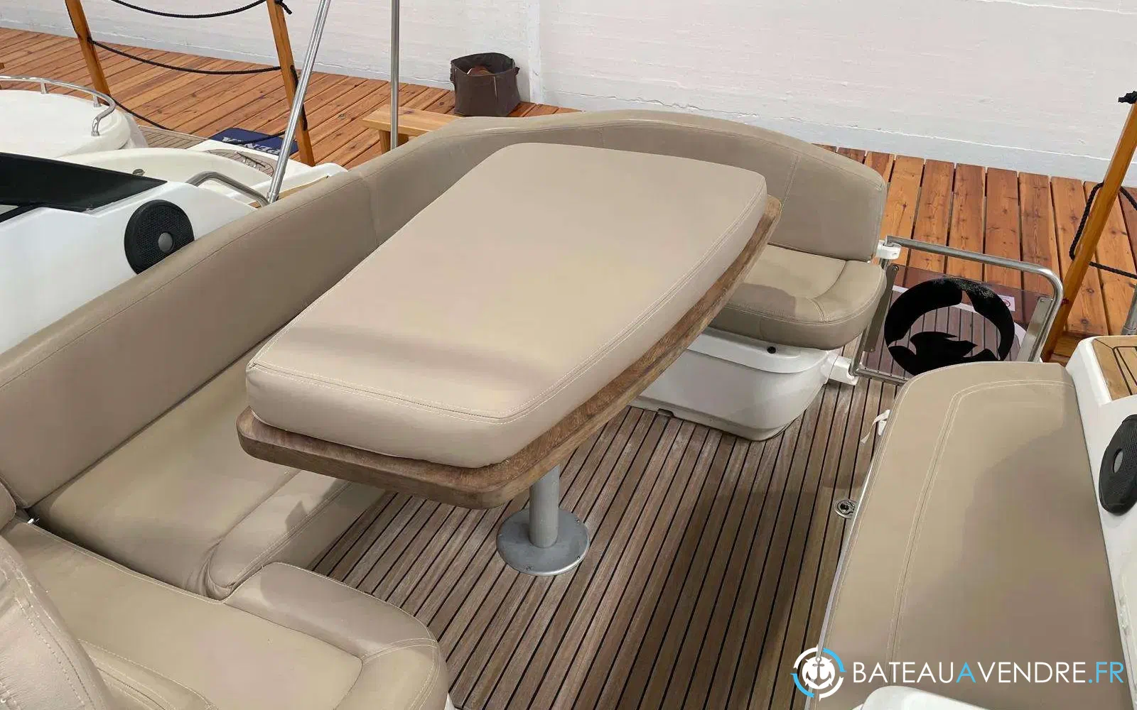 slider 12 Beneteau Monte Carlo 27