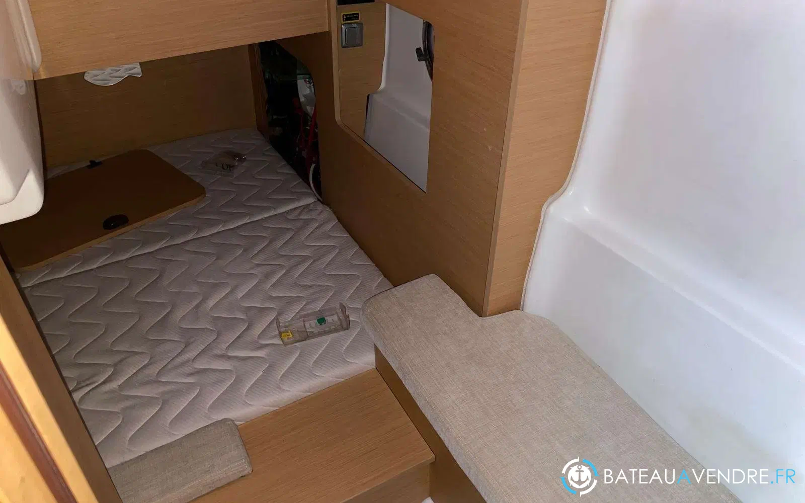 slider 2 Beneteau Monte Carlo 27