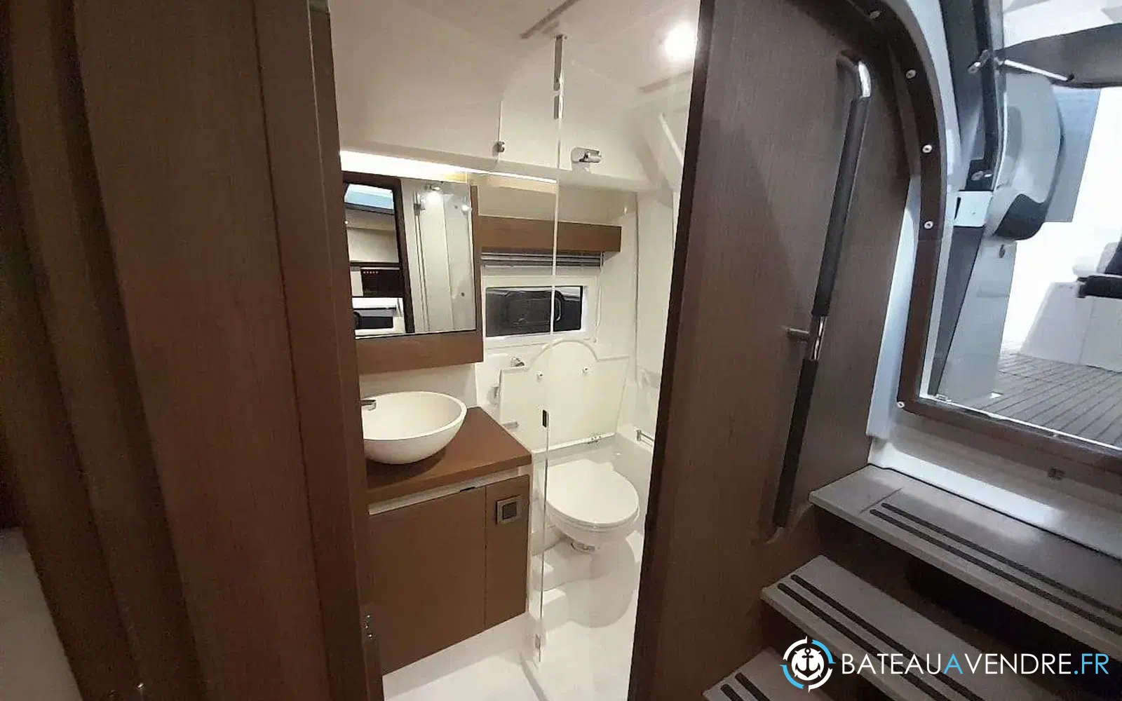 slider 20 Jeanneau Leader 36
