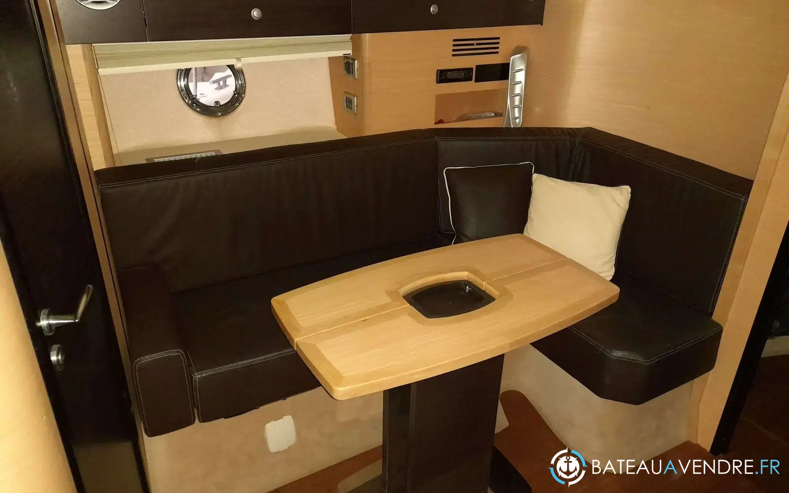 slider 11 Cranchi Mediterranee 43 Hard Top