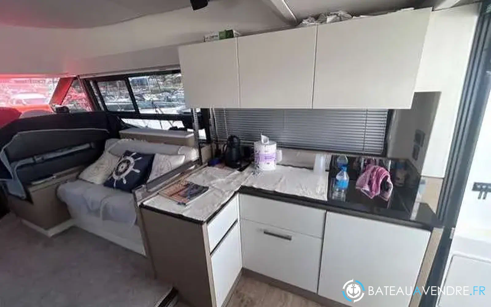slider 11 Jeanneau Prestige 460 Fly