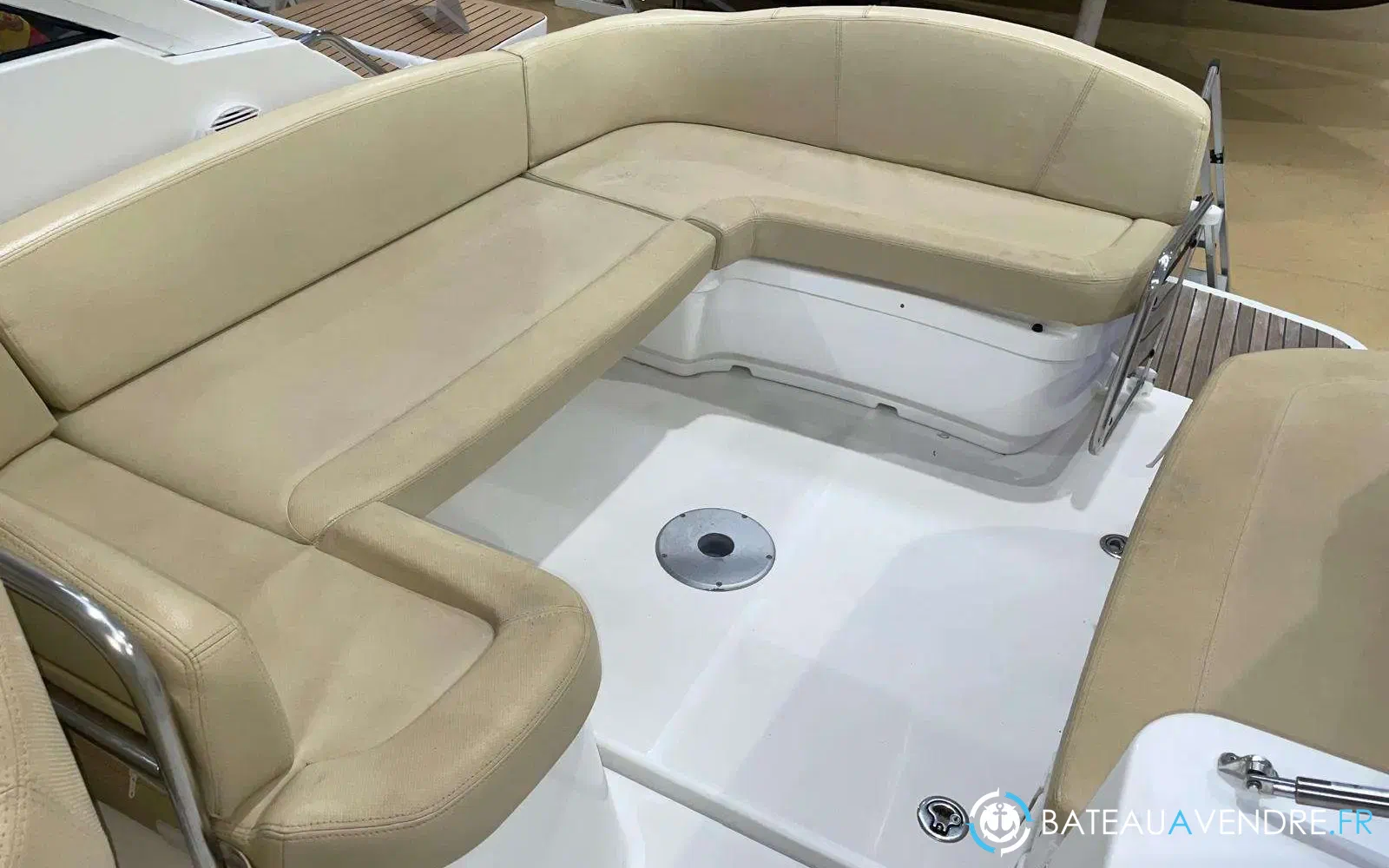 slider 10 Beneteau Monte Carlo 27