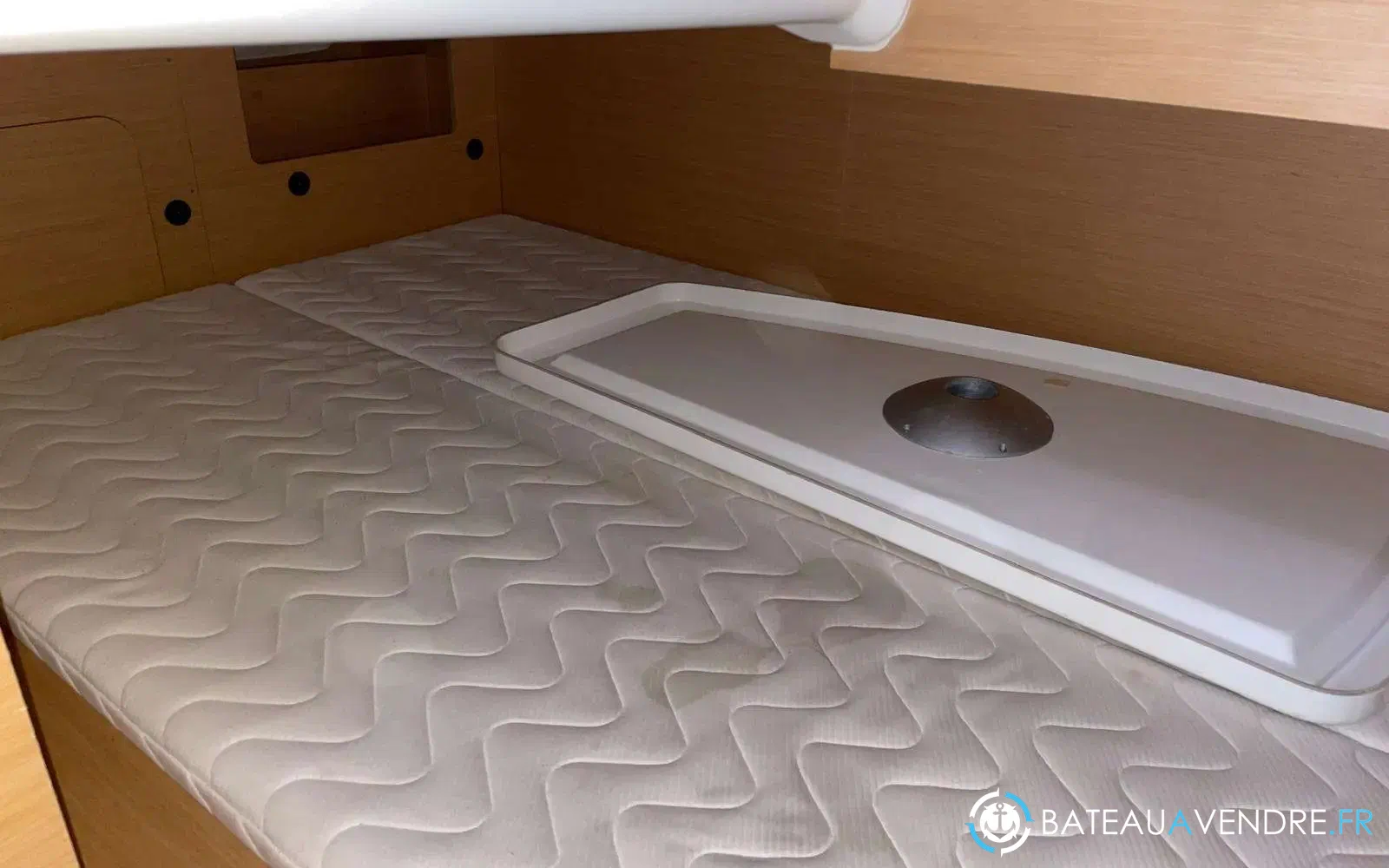 slider 13 Beneteau Monte Carlo 27