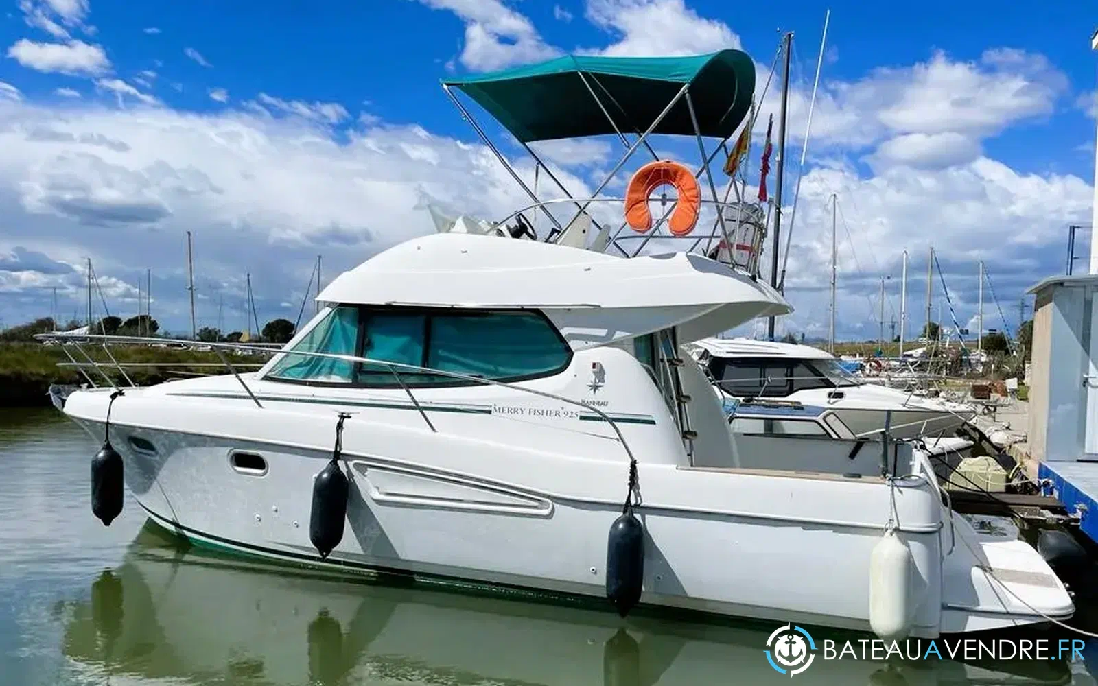slider 0 Jeanneau Merry Fisher 610