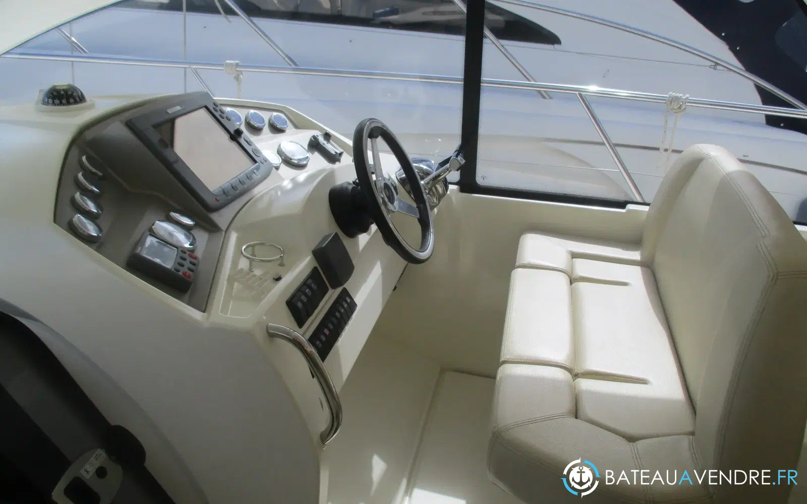 slider 5 Jeanneau Prestige 38 S