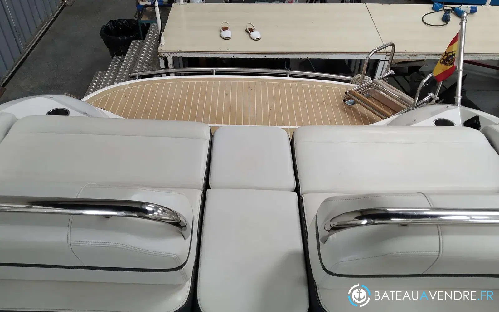 slider 33 Regal 2800